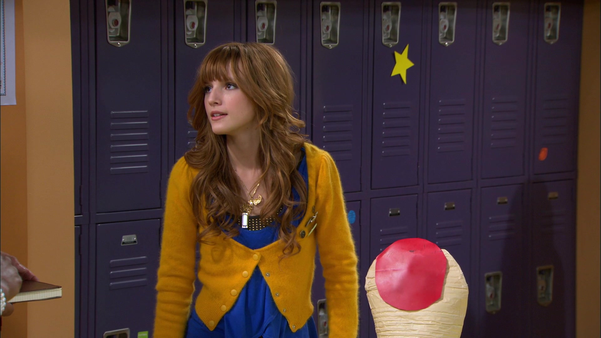 Shake_It_Up_S01E12_1080p_BTD_002022.jpg Shake_It_Up_S01E12_1080p_BTD_002022.jpg