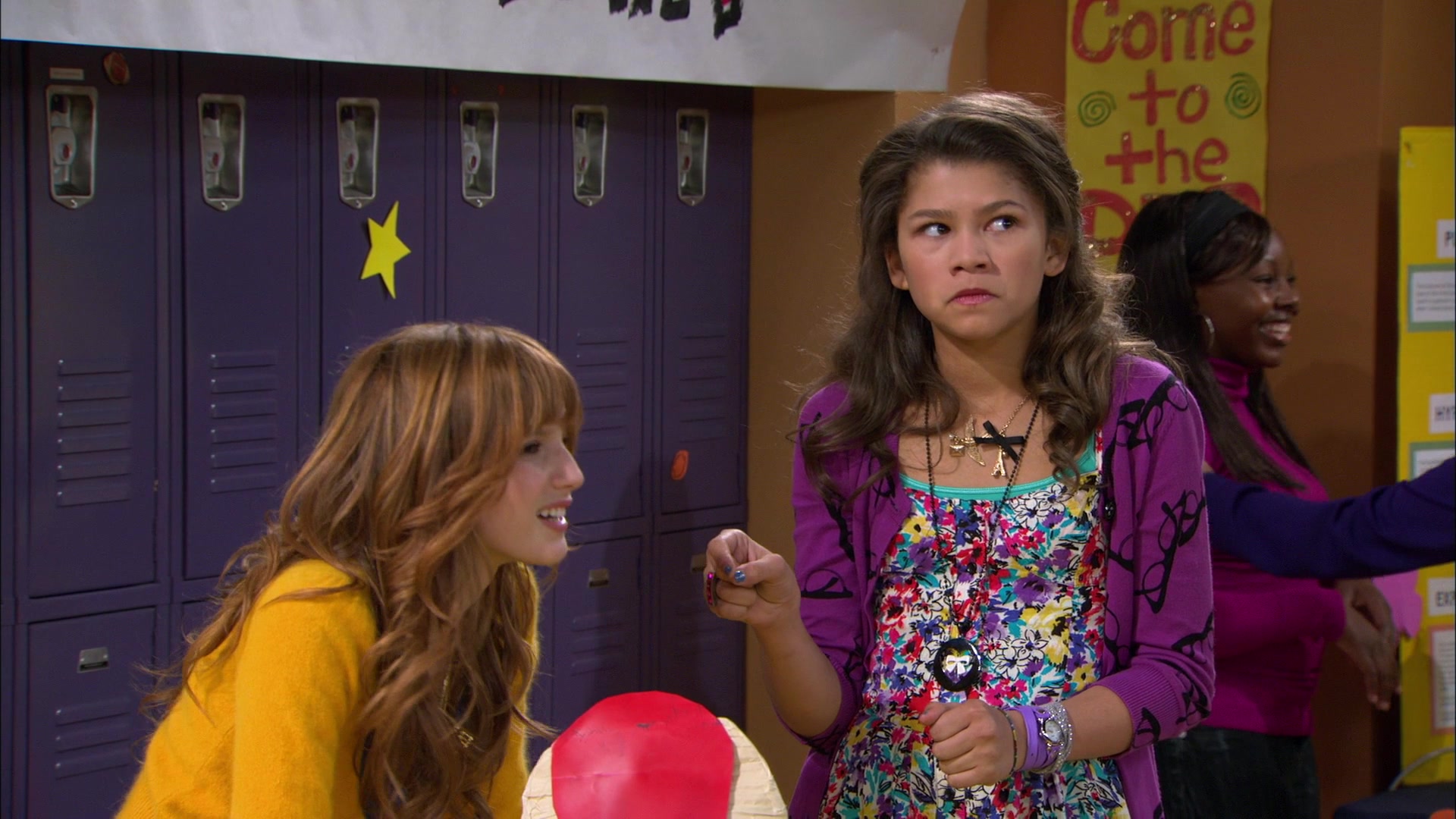 Shake_It_Up_S01E12_1080p_BTD_002076.jpg Shake_It_Up_S01E12_1080p_BTD_002076.jpg