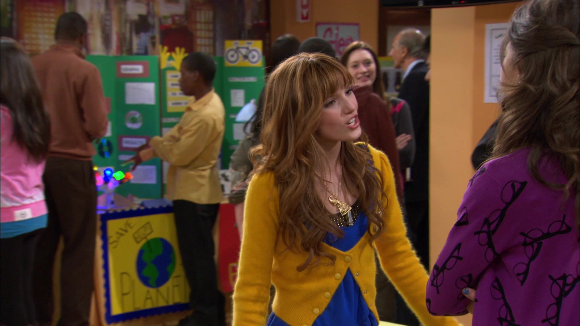 Shake_It_Up_S01E12_1080p_BTD_002184.jpg Shake_It_Up_S01E12_1080p_BTD_002184.jpg