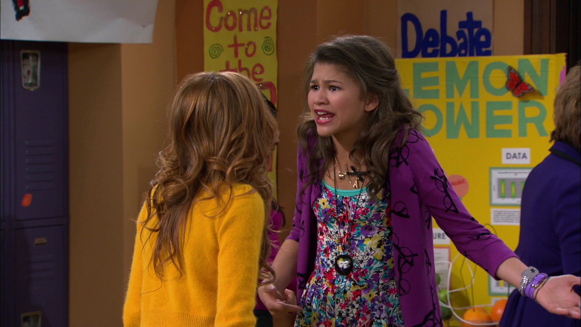 Shake_It_Up_S01E12_1080p_BTD_002198.jpg Shake_It_Up_S01E12_1080p_BTD_002198.jpg