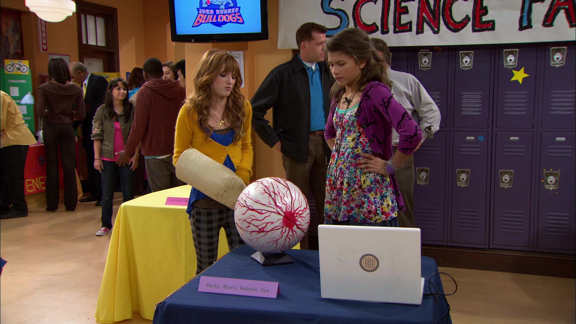 Shake_It_Up_S01E12_1080p_BTD_002217.jpg