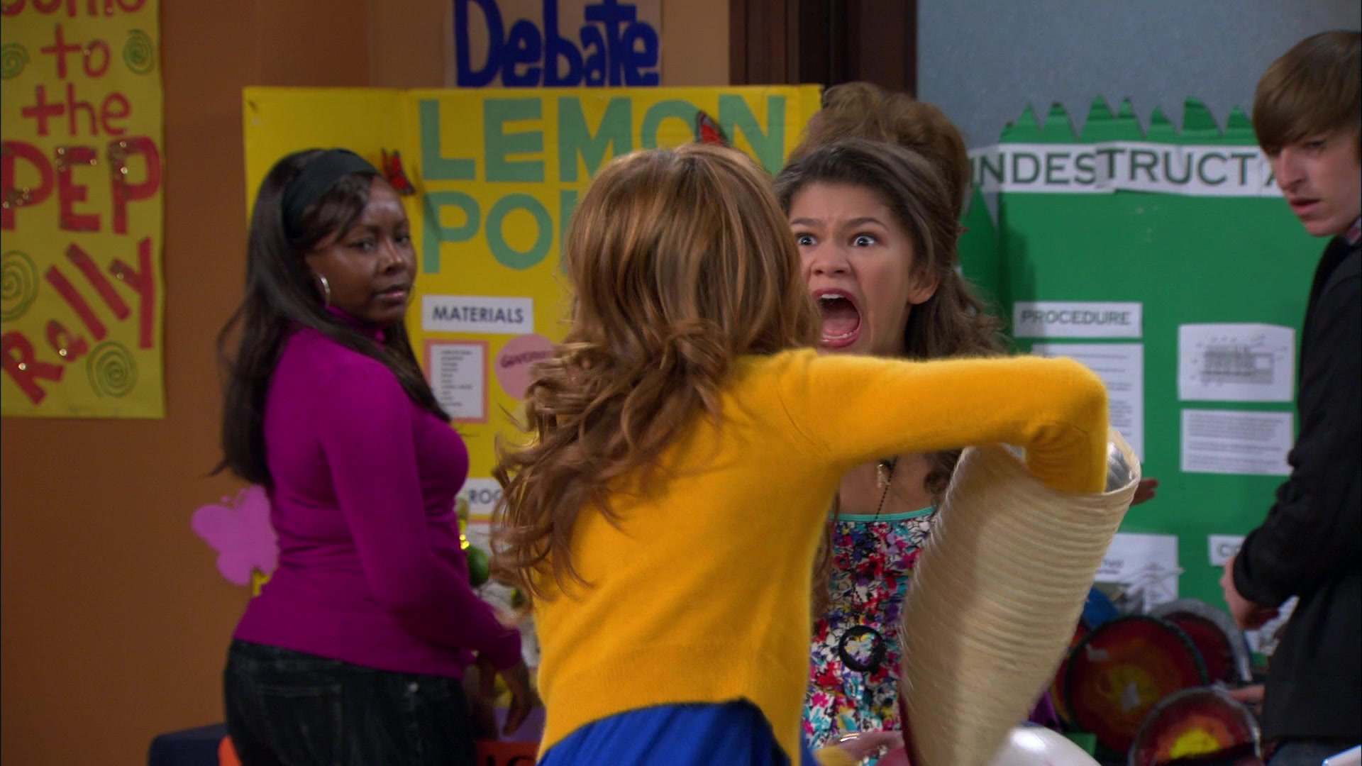 Shake_It_Up_S01E12_1080p_BTD_002230.jpg Shake_It_Up_S01E12_1080p_BTD_002230.jpg