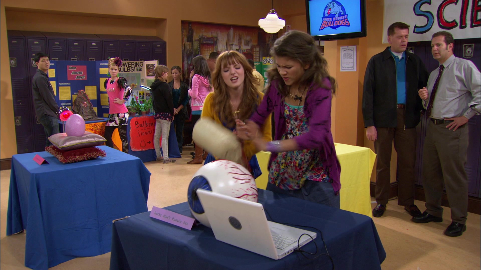 Shake_It_Up_S01E12_1080p_BTD_002235.jpg Shake_It_Up_S01E12_1080p_BTD_002235.jpg