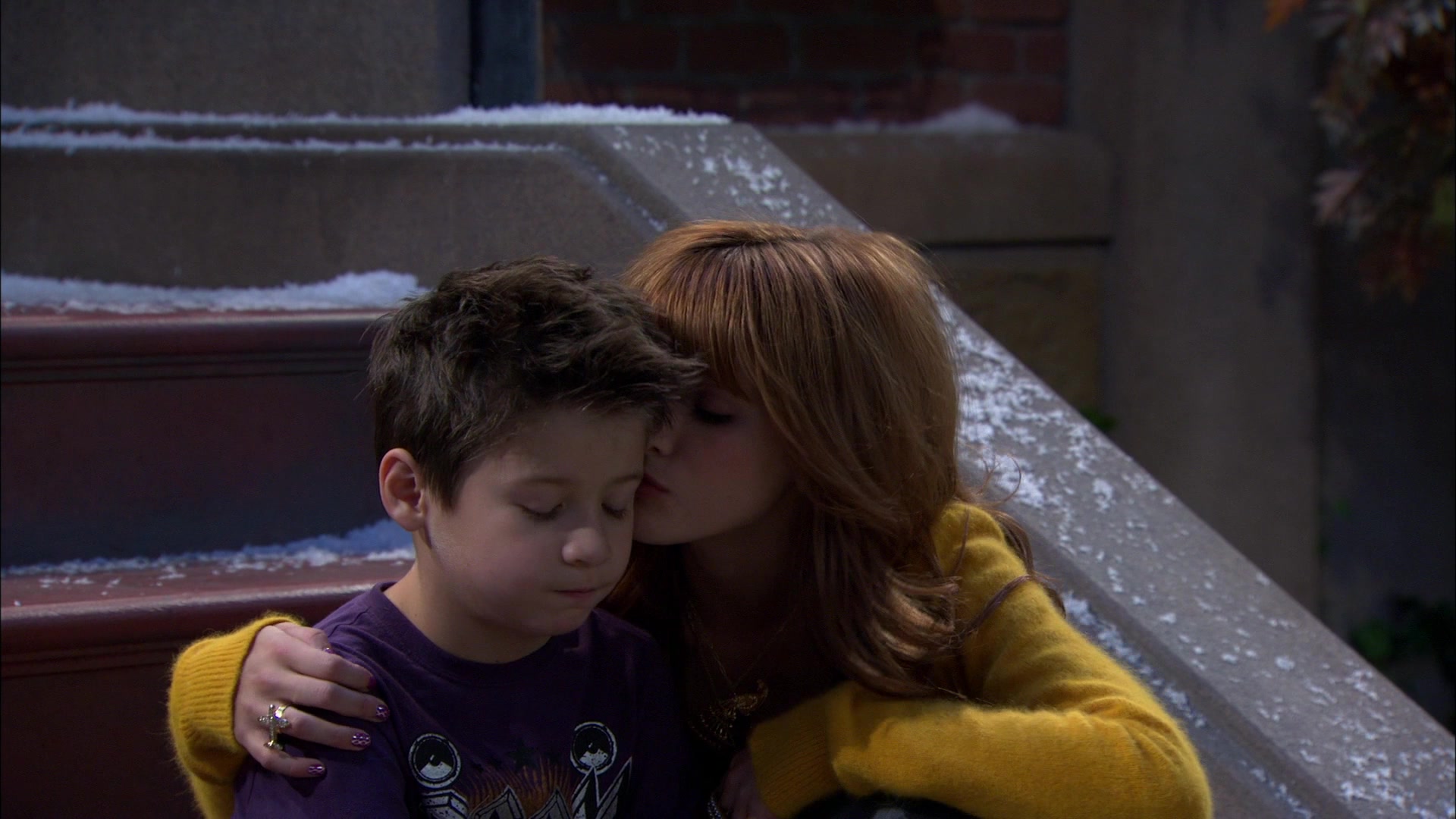 Shake_It_Up_S01E12_1080p_BTD_002640.jpg Shake_It_Up_S01E12_1080p_BTD_002640.jpg