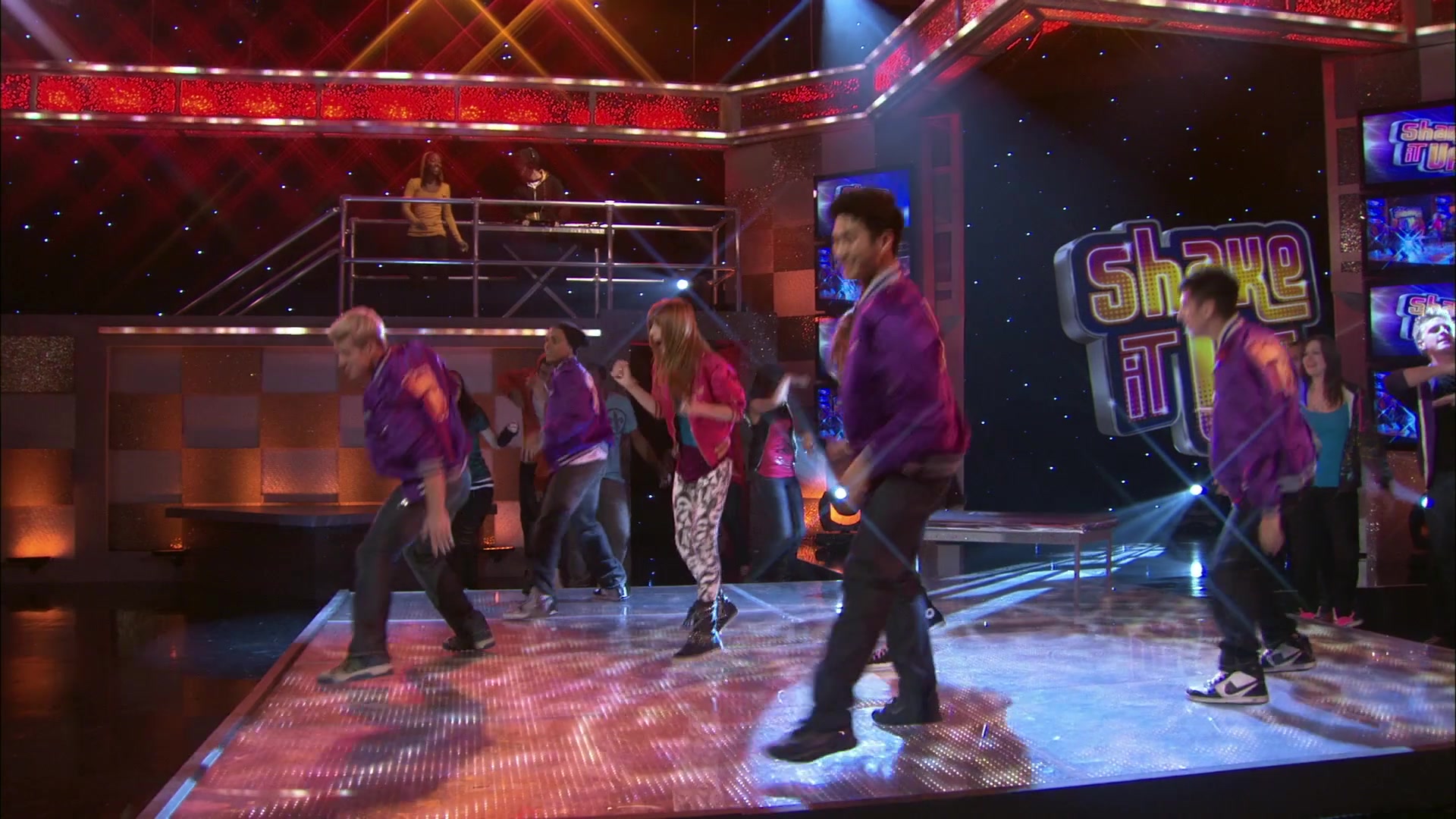 Shake_It_Up_S01E13_1080p_BTD_000063.jpg Shake_It_Up_S01E13_1080p_BTD_000063.jpg