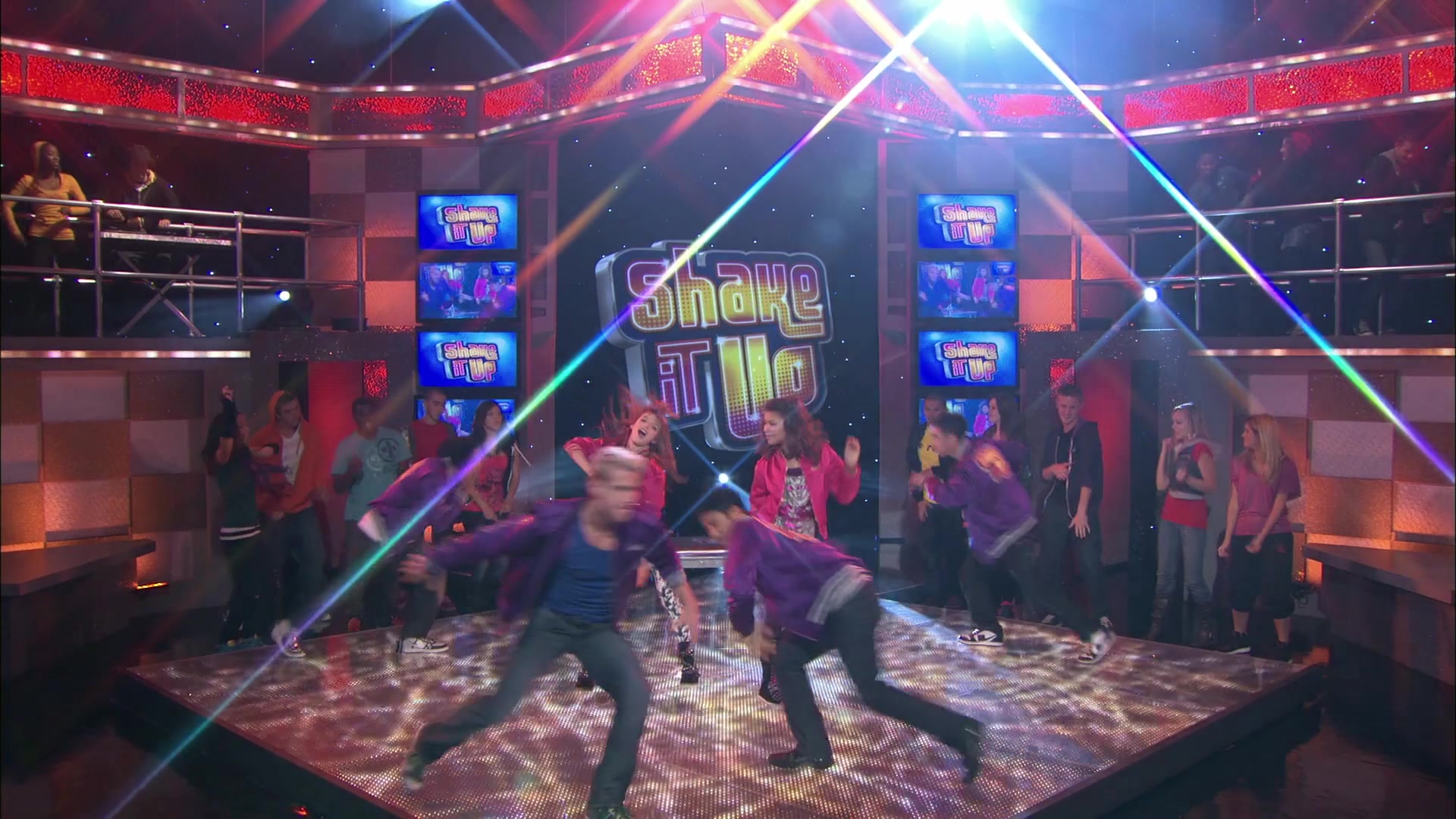 Shake_It_Up_S01E13_1080p_BTD_000080.jpg Shake_It_Up_S01E13_1080p_BTD_000080.jpg