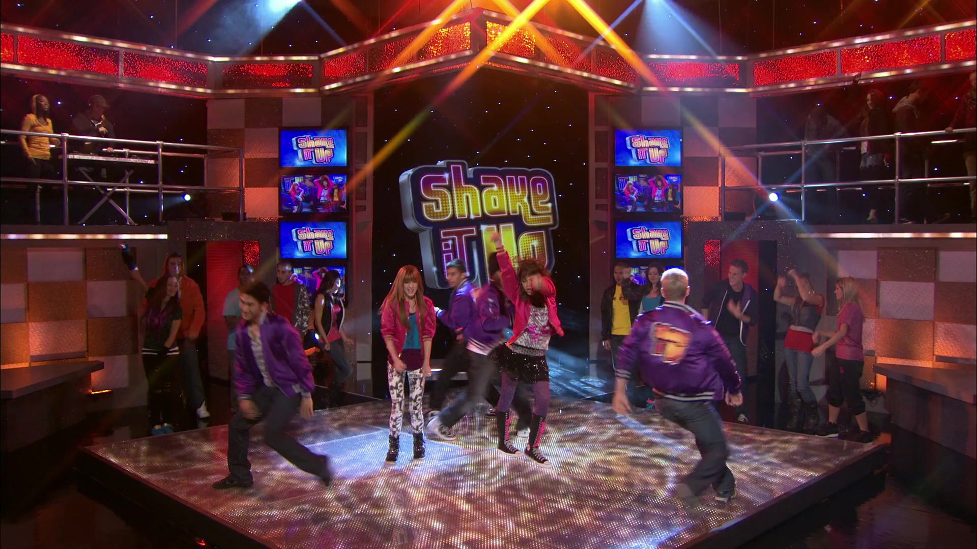 Shake_It_Up_S01E13_1080p_BTD_000082.jpg Shake_It_Up_S01E13_1080p_BTD_000082.jpg
