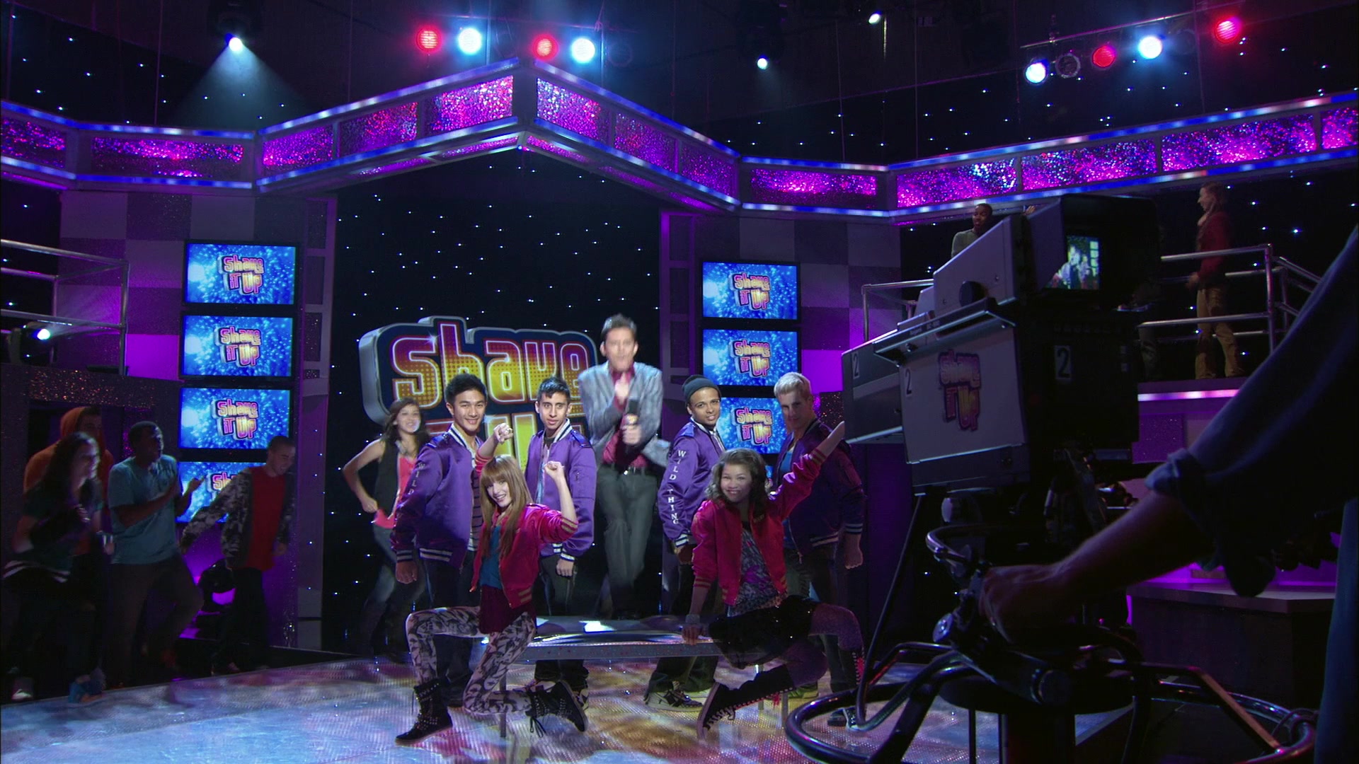 Shake_It_Up_S01E13_1080p_BTD_000127.jpg Shake_It_Up_S01E13_1080p_BTD_000127.jpg