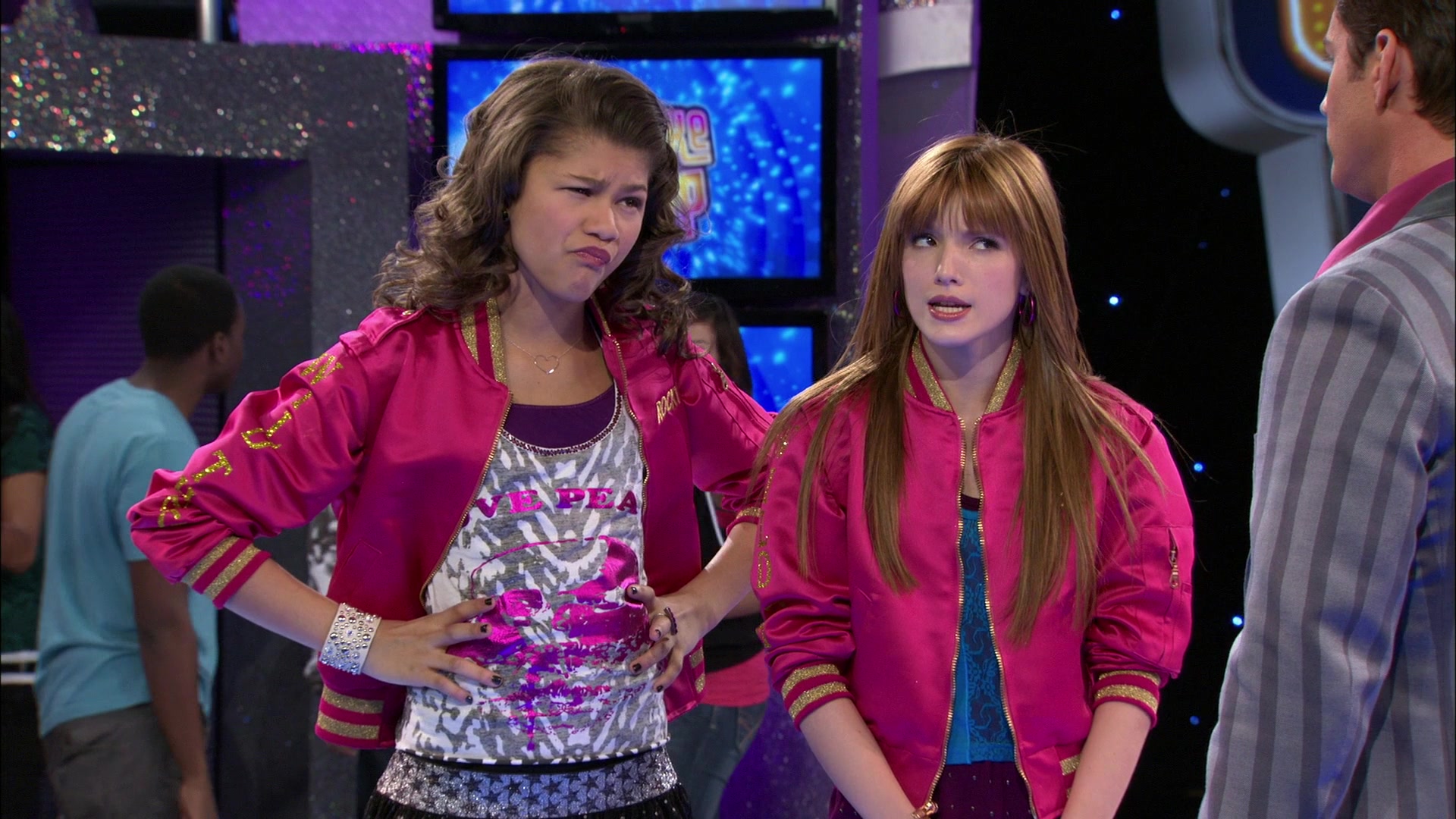 Shake_It_Up_S01E13_1080p_BTD_000172.jpg Shake_It_Up_S01E13_1080p_BTD_000172.jpg