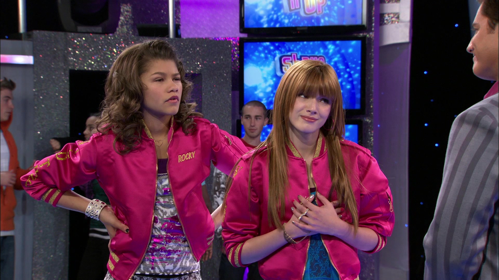 Shake_It_Up_S01E13_1080p_BTD_000282.jpg Shake_It_Up_S01E13_1080p_BTD_000282.jpg