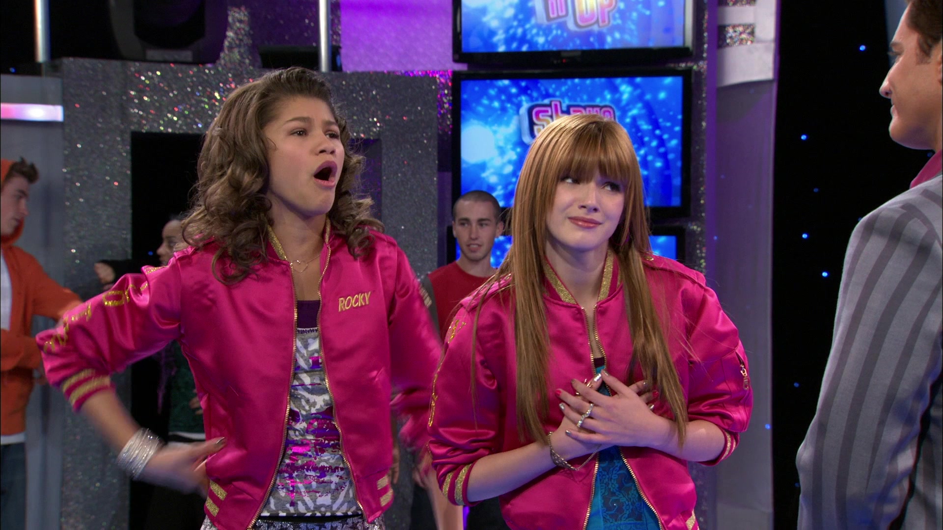 Shake_It_Up_S01E13_1080p_BTD_000283.jpg Shake_It_Up_S01E13_1080p_BTD_000283.jpg