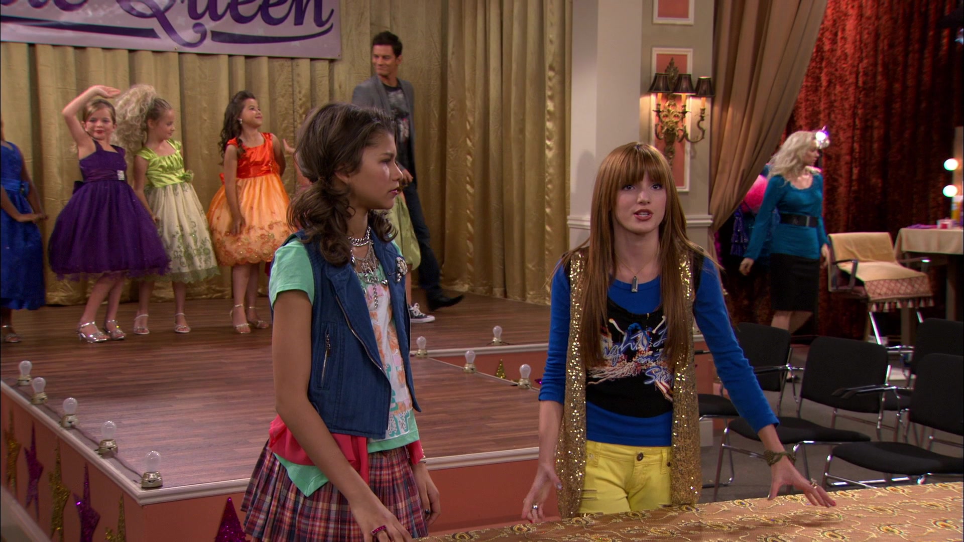 Shake_It_Up_S01E13_1080p_BTD_000912.jpg Shake_It_Up_S01E13_1080p_BTD_000912.jpg