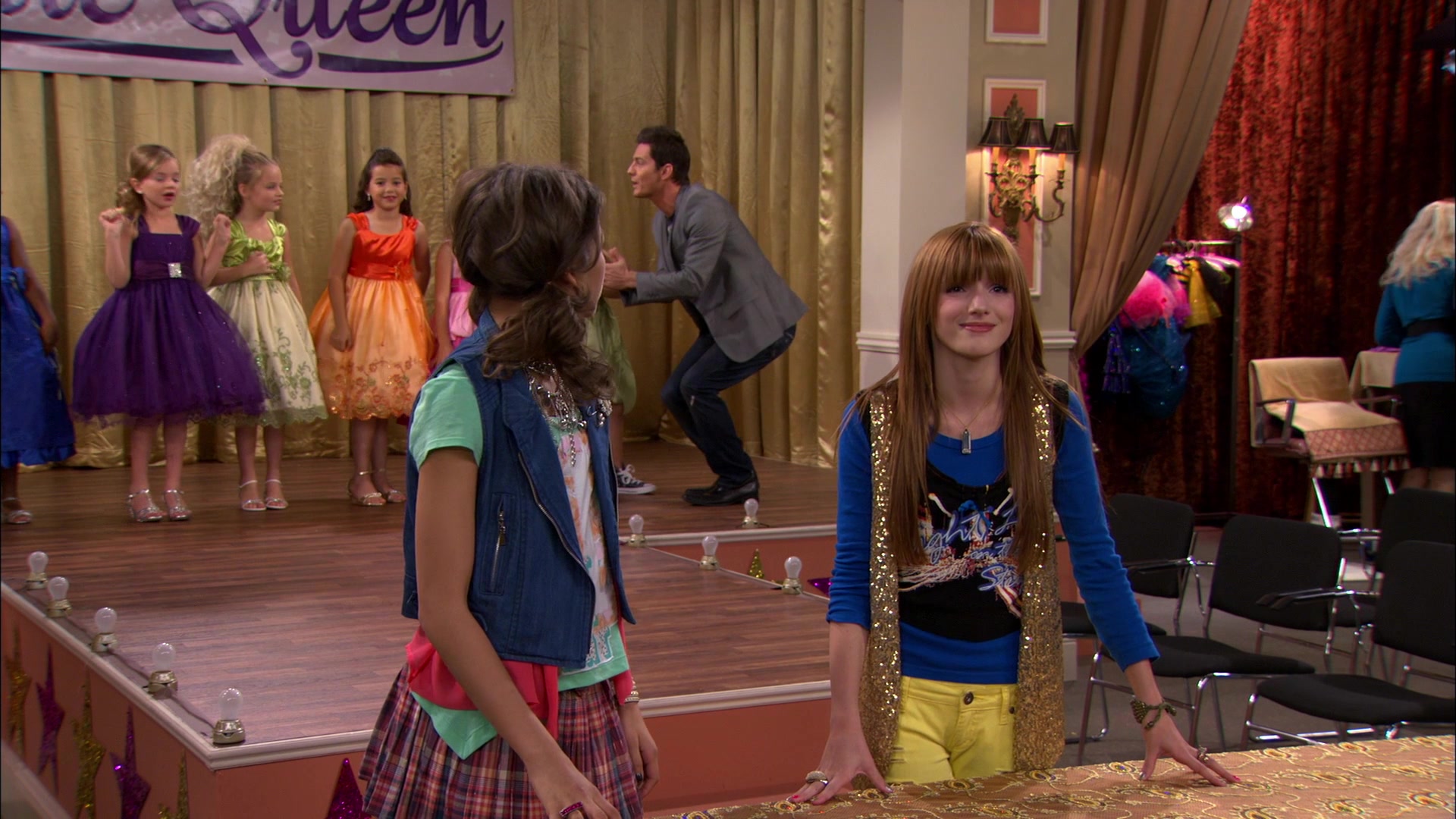Shake_It_Up_S01E13_1080p_BTD_000918.jpg Shake_It_Up_S01E13_1080p_BTD_000918.jpg