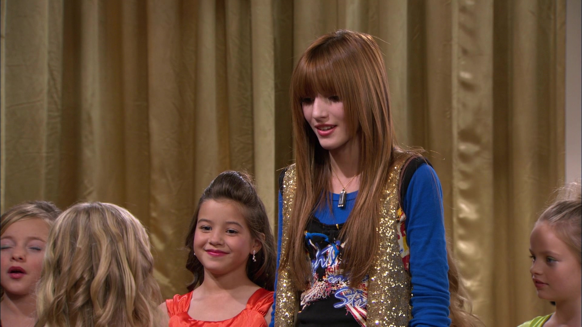 Shake_It_Up_S01E13_1080p_BTD_001004.jpg Shake_It_Up_S01E13_1080p_BTD_001004.jpg