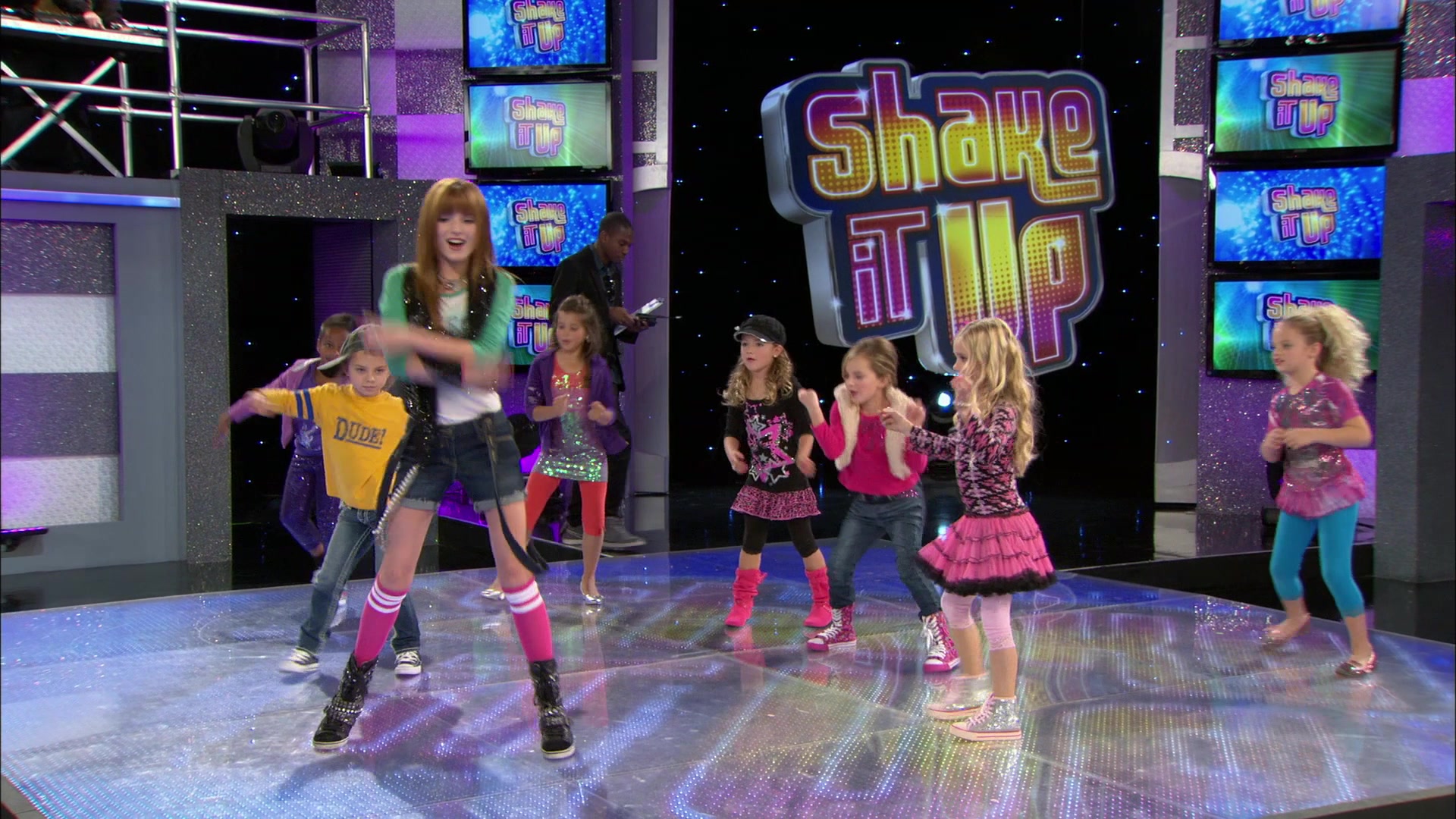 Shake_It_Up_S01E13_1080p_BTD_001161.jpg Shake_It_Up_S01E13_1080p_BTD_001161.jpg
