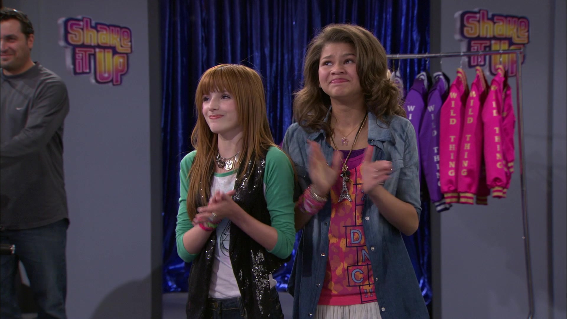 Shake_It_Up_S01E13_1080p_BTD_001351.jpg Shake_It_Up_S01E13_1080p_BTD_001351.jpg