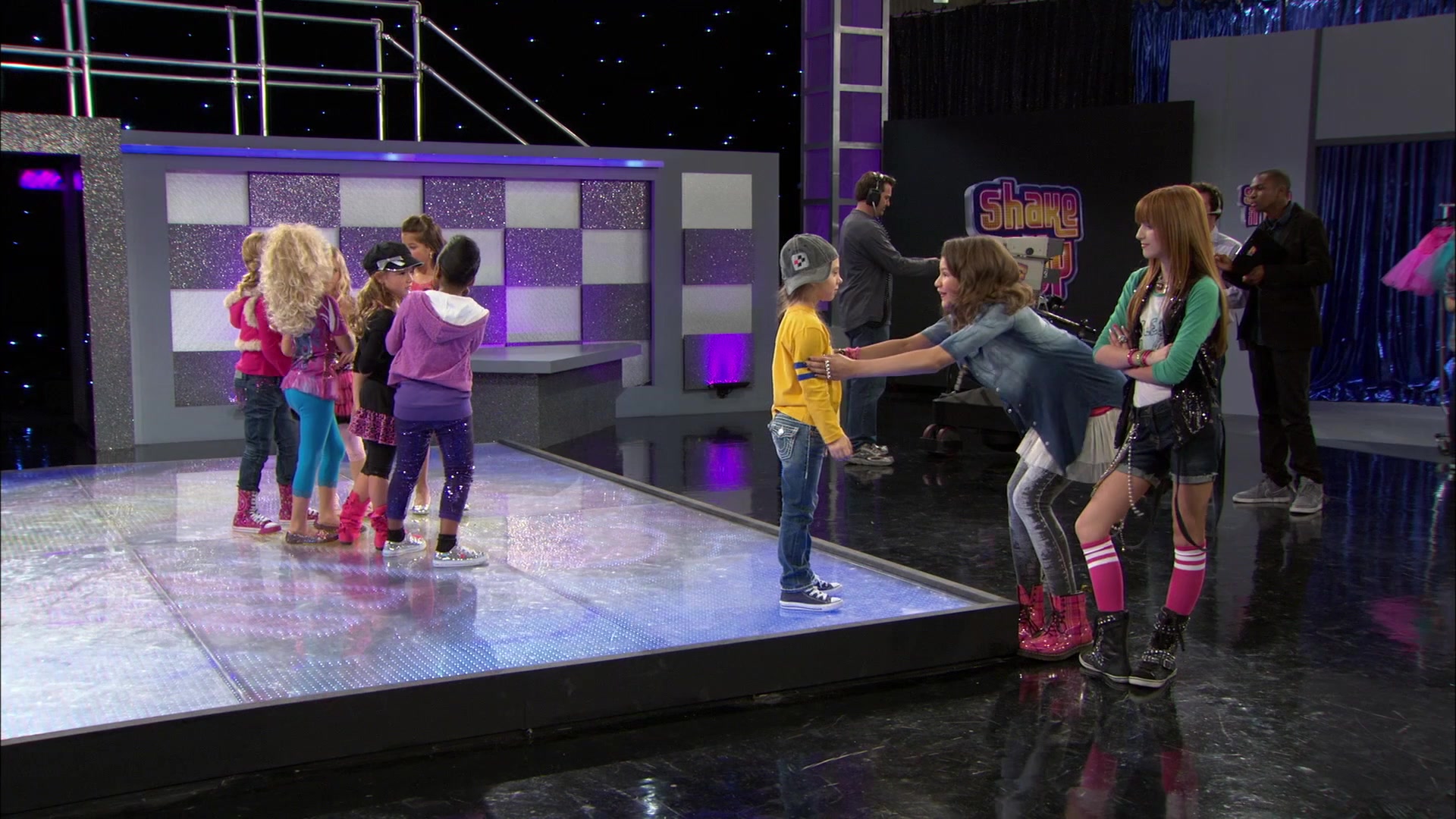 Shake_It_Up_S01E13_1080p_BTD_001739.jpg Shake_It_Up_S01E13_1080p_BTD_001739.jpg