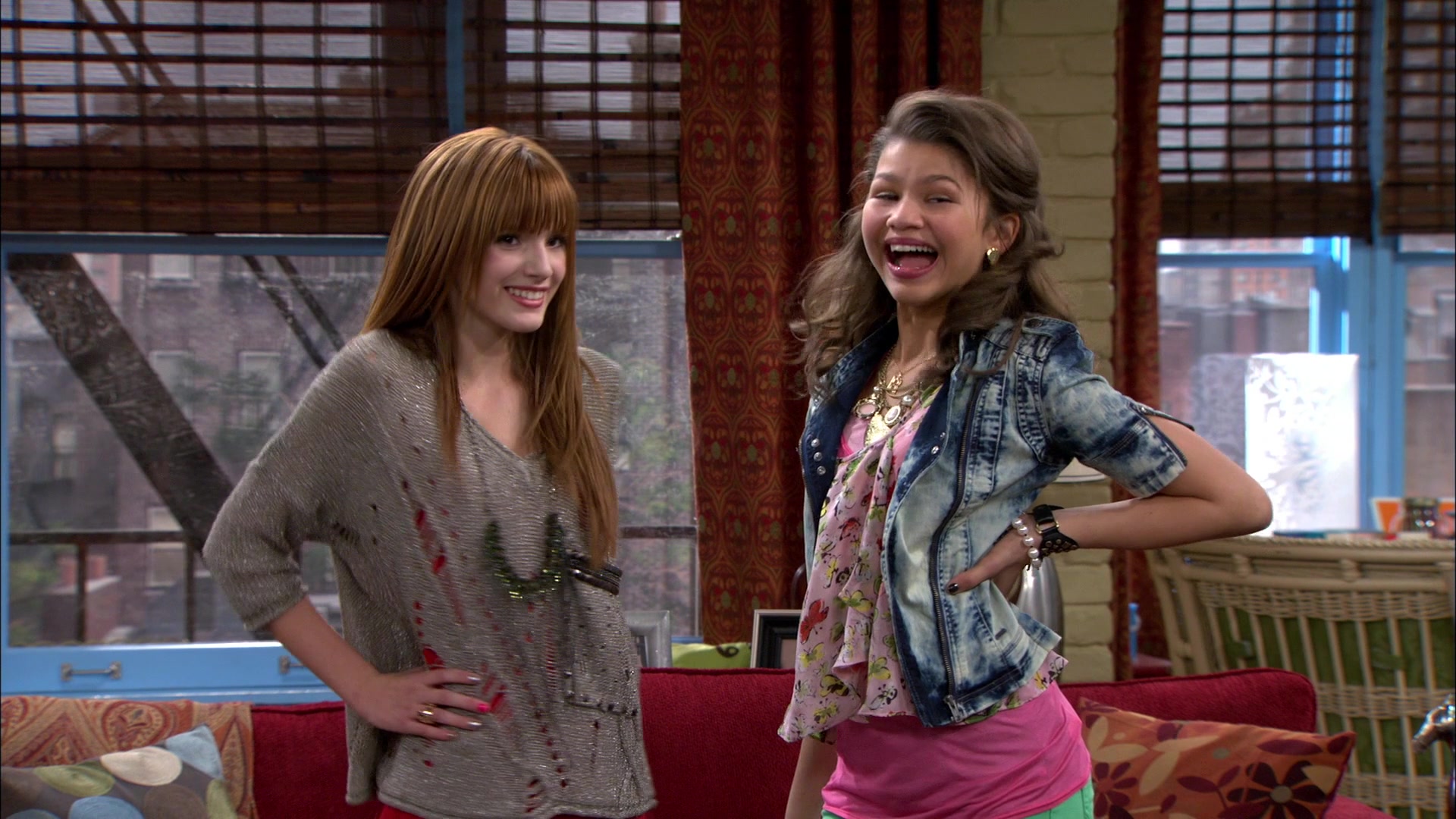 Shake_It_Up_S01E13_1080p_BTD_002013.jpg Shake_It_Up_S01E13_1080p_BTD_002013.jpg