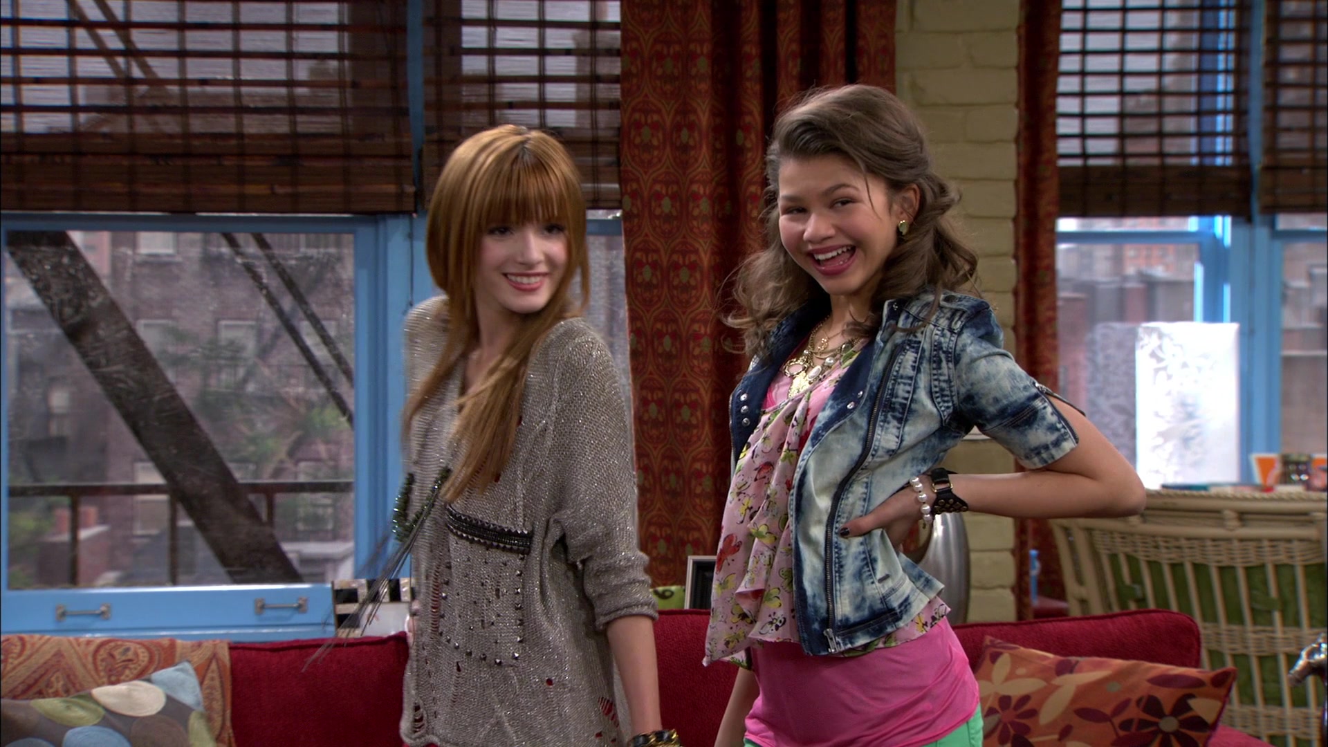 Shake_It_Up_S01E13_1080p_BTD_002014.jpg Shake_It_Up_S01E13_1080p_BTD_002014.jpg
