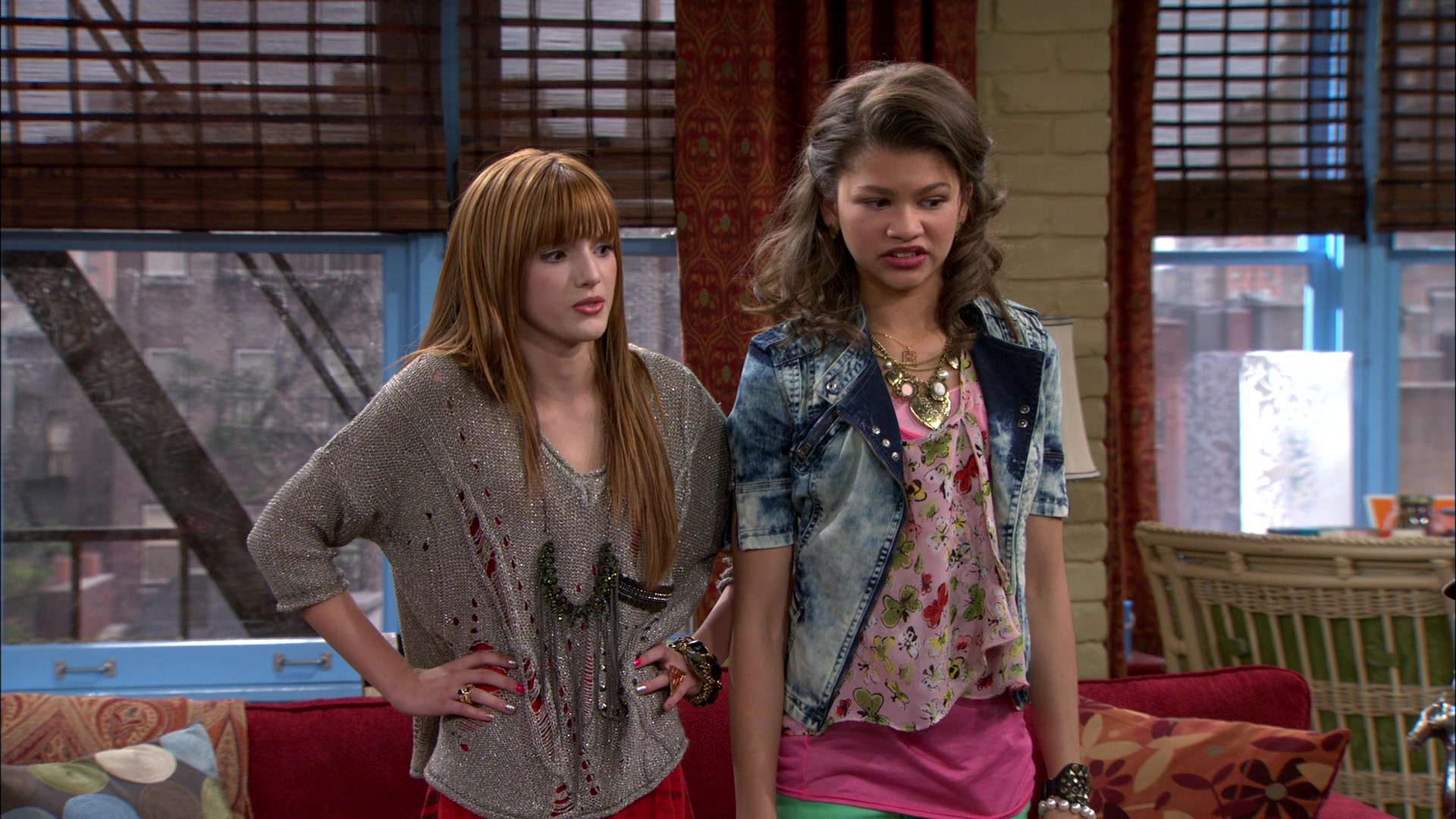 Shake_It_Up_S01E13_1080p_BTD_002027.jpg Shake_It_Up_S01E13_1080p_BTD_002027.jpg