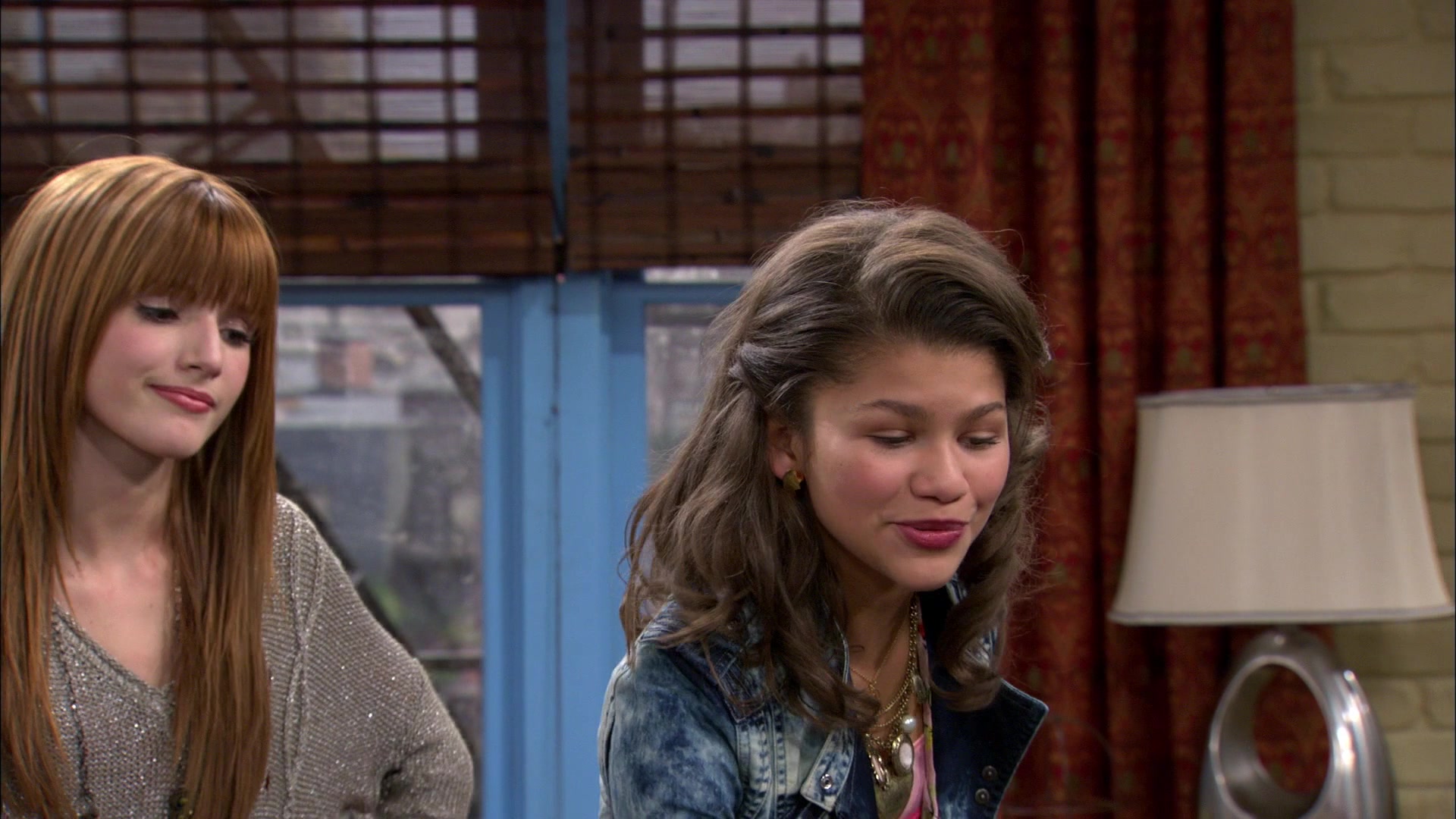 Shake_It_Up_S01E13_1080p_BTD_002042.jpg Shake_It_Up_S01E13_1080p_BTD_002042.jpg