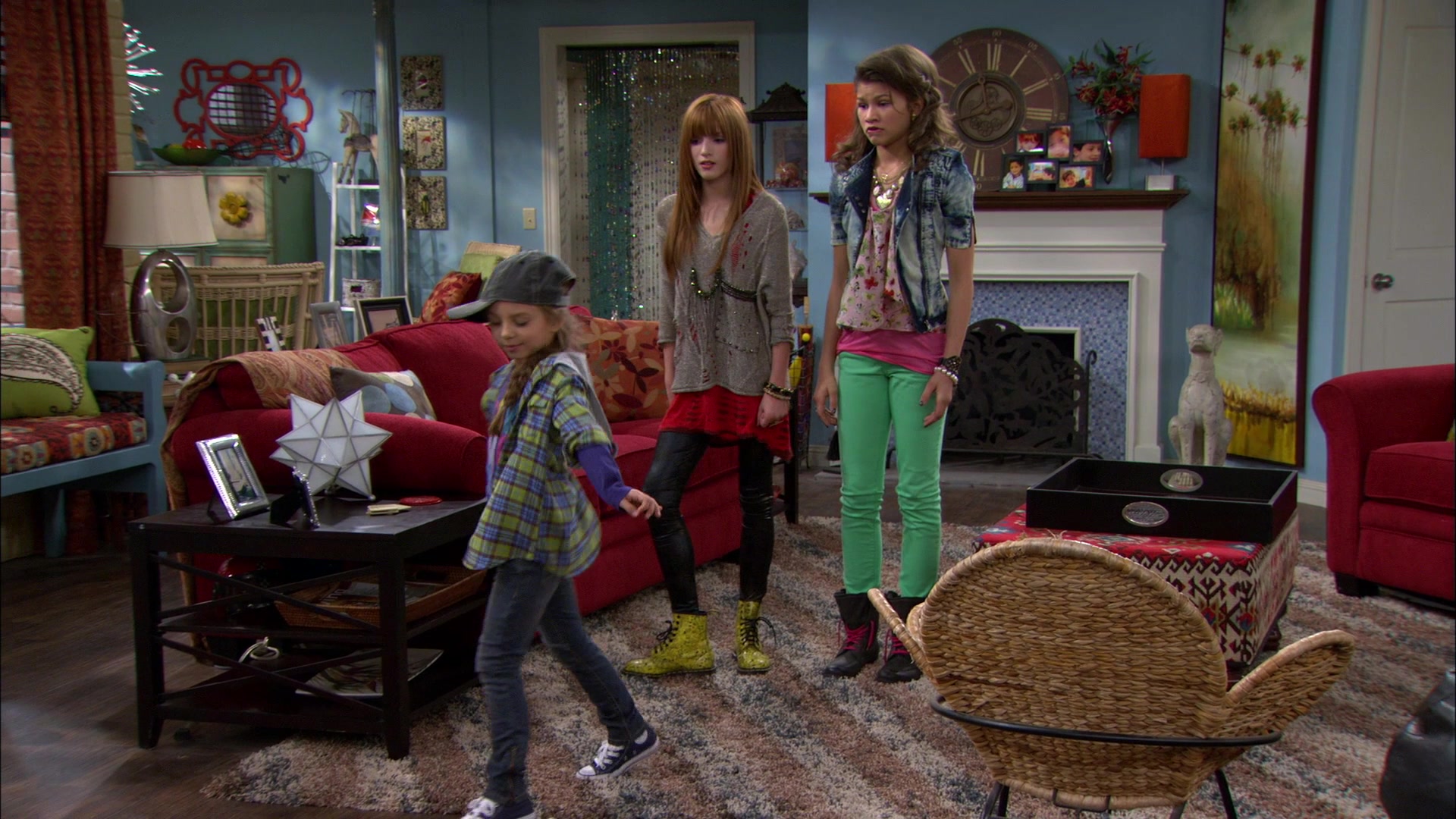 Shake_It_Up_S01E13_1080p_BTD_002179.jpg Shake_It_Up_S01E13_1080p_BTD_002179.jpg