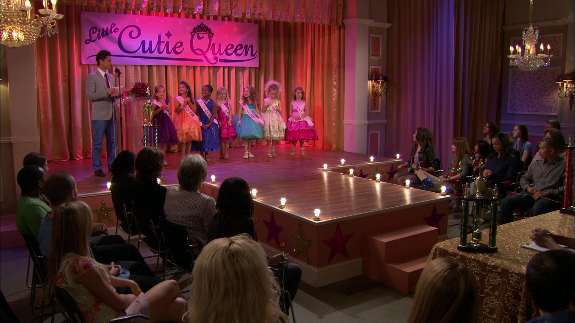 Shake_It_Up_S01E13_1080p_BTD_002858.jpg Shake_It_Up_S01E13_1080p_BTD_002858.jpg