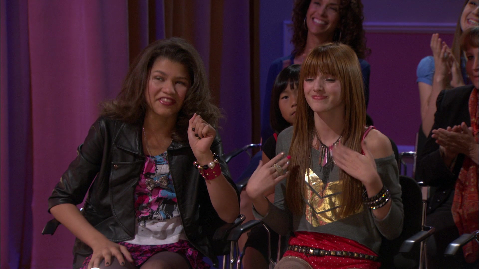 Shake_It_Up_S01E13_1080p_BTD_003025.jpg Shake_It_Up_S01E13_1080p_BTD_003025.jpg