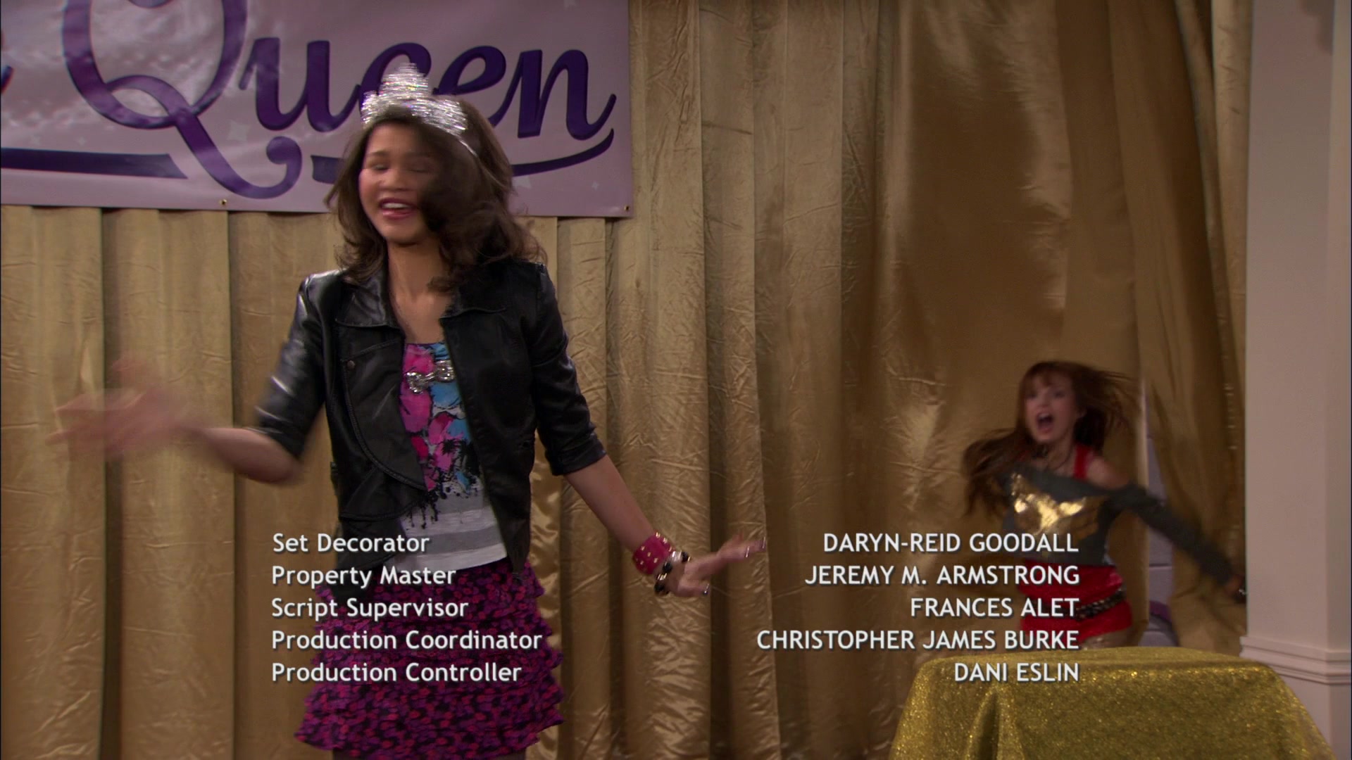 Shake_It_Up_S01E13_1080p_BTD_003171.jpg Shake_It_Up_S01E13_1080p_BTD_003171.jpg