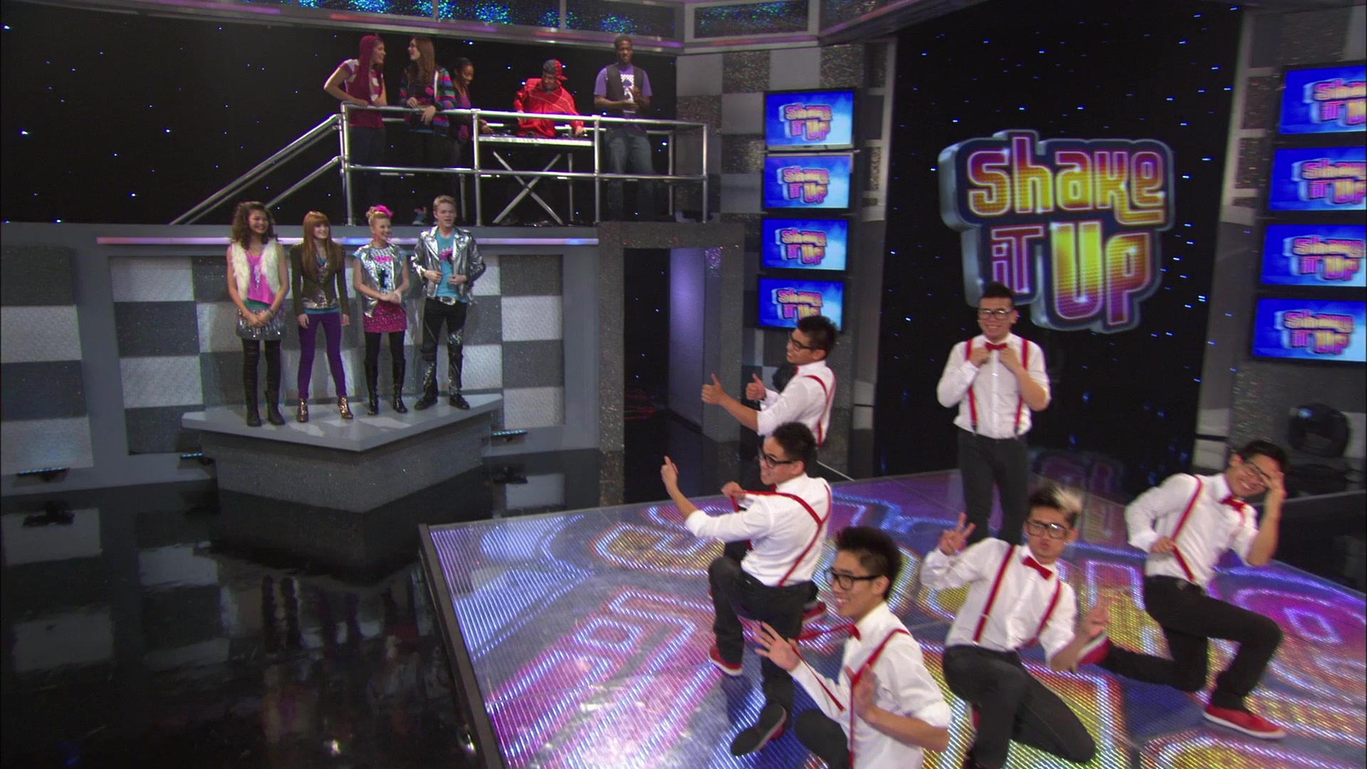 Shake_It_Up_S01E14_1080p_BTD_000243.jpg