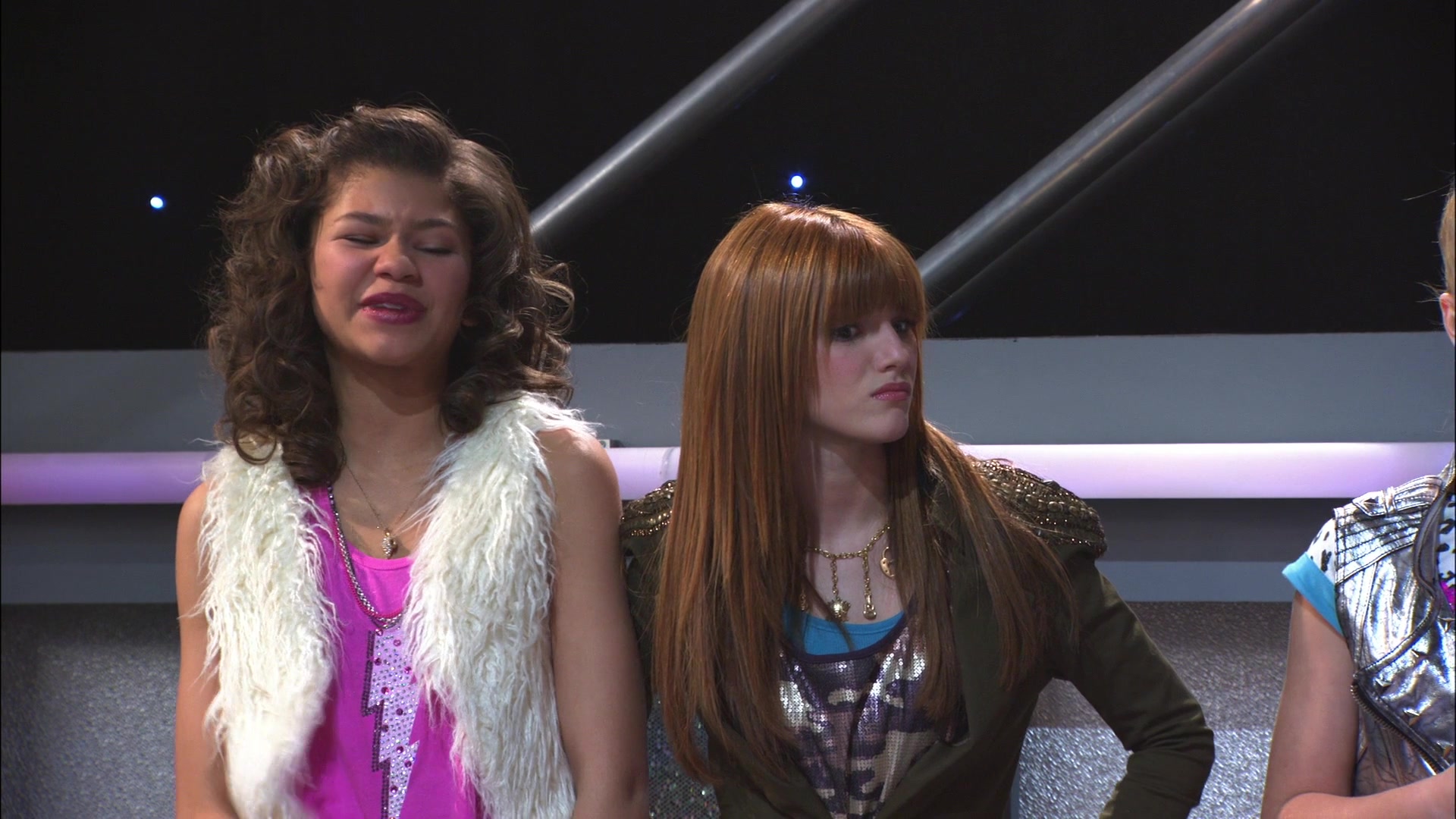 Shake_It_Up_S01E14_1080p_BTD_000271.jpg Shake_It_Up_S01E14_1080p_BTD_000271.jpg