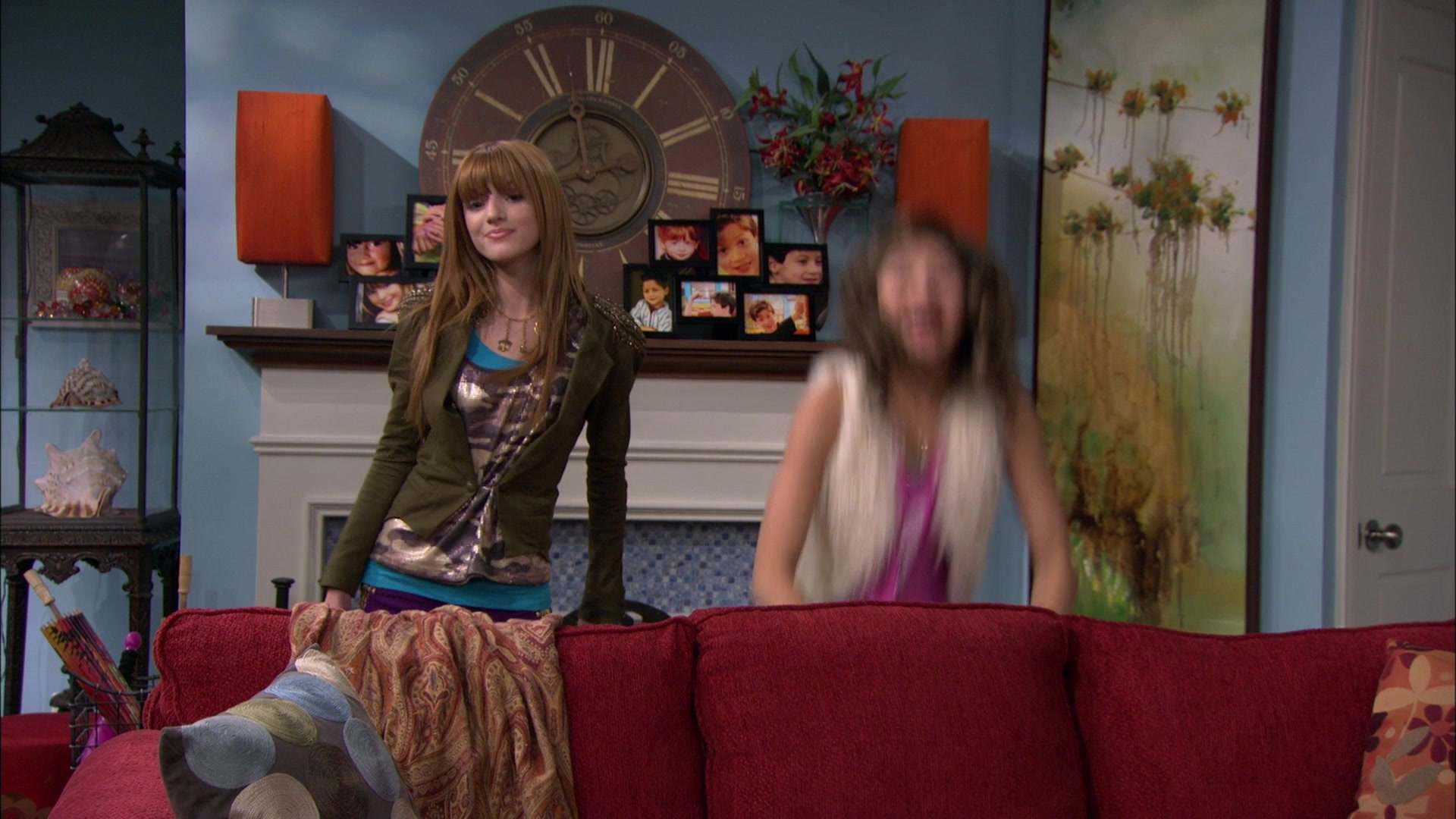 Shake_It_Up_S01E14_1080p_BTD_000695.jpg Shake_It_Up_S01E14_1080p_BTD_000695.jpg