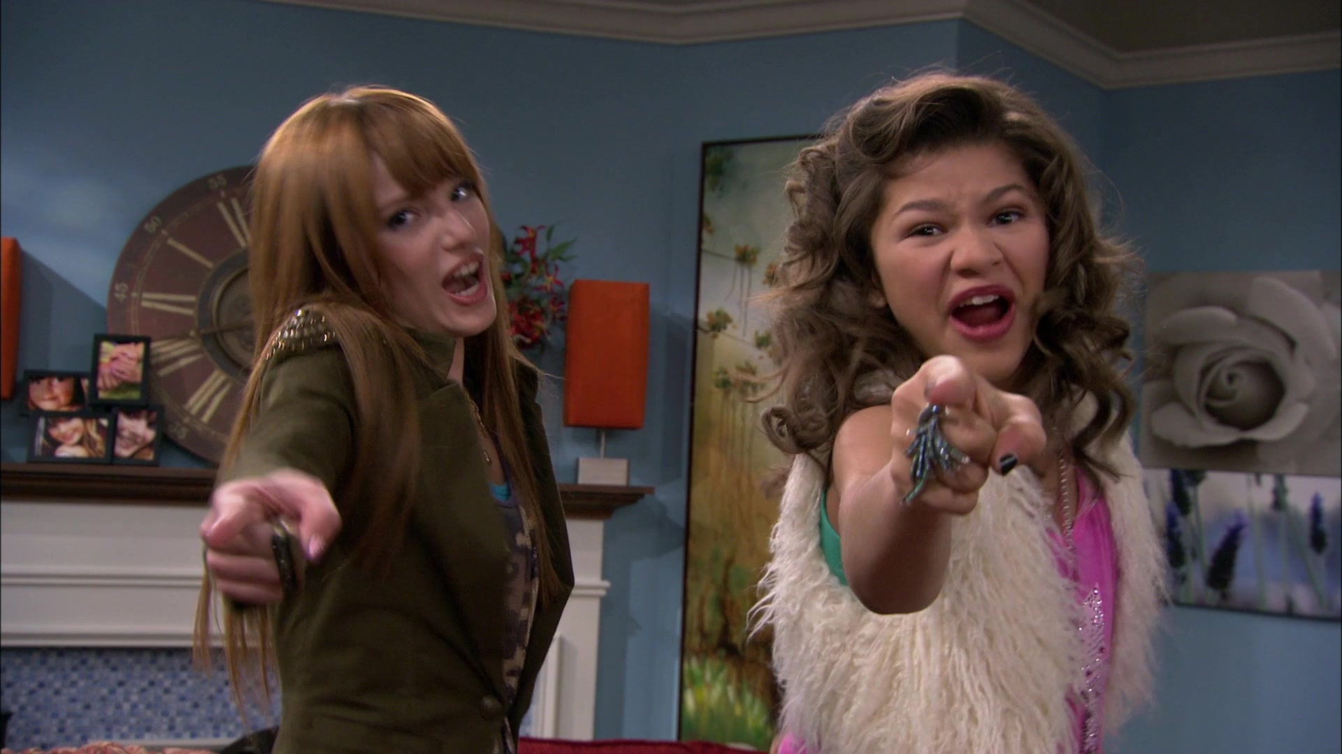 Shake_It_Up_S01E14_1080p_BTD_000711.jpg Shake_It_Up_S01E14_1080p_BTD_000711.jpg