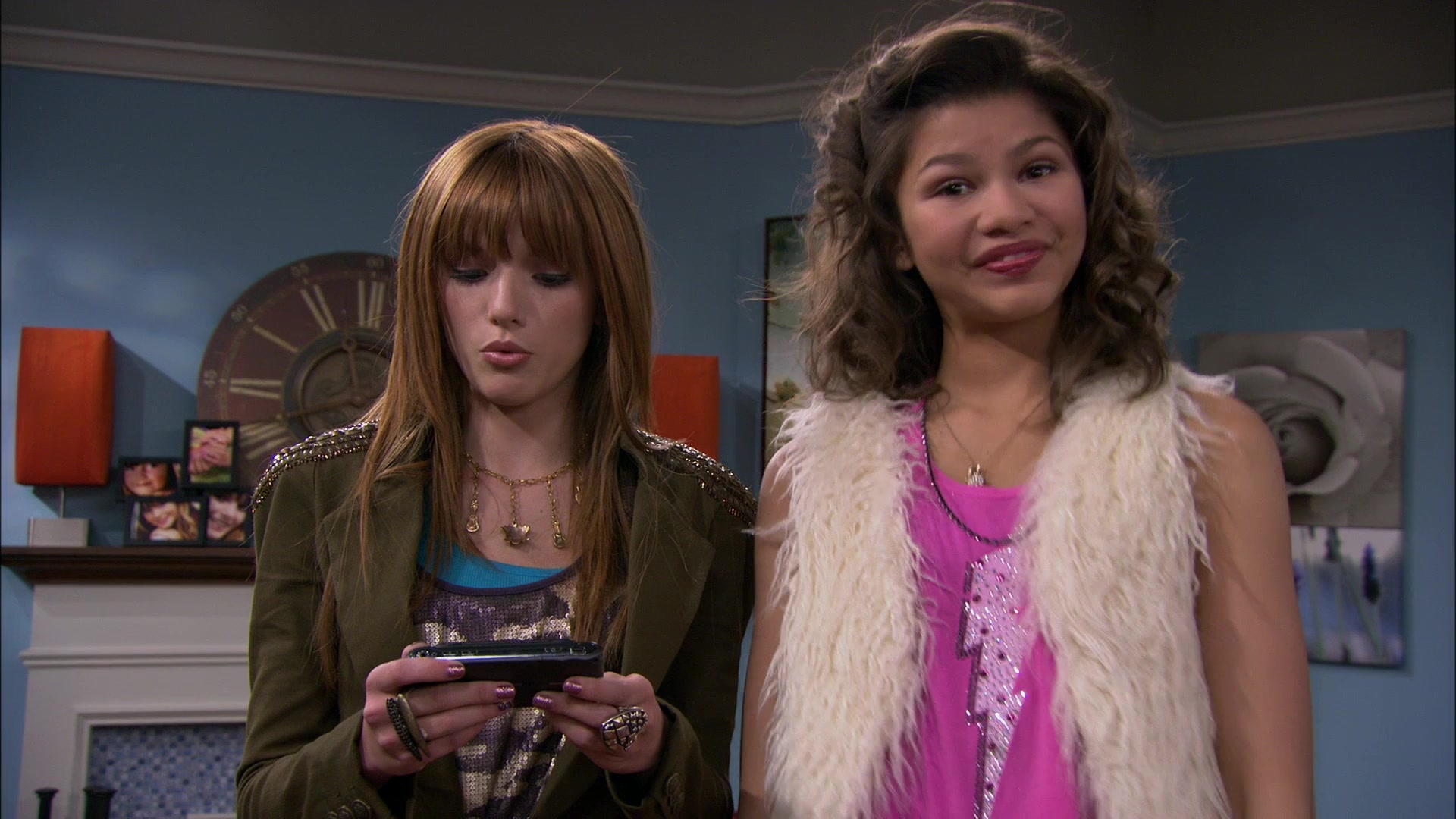 Shake_It_Up_S01E14_1080p_BTD_000725.jpg Shake_It_Up_S01E14_1080p_BTD_000725.jpg