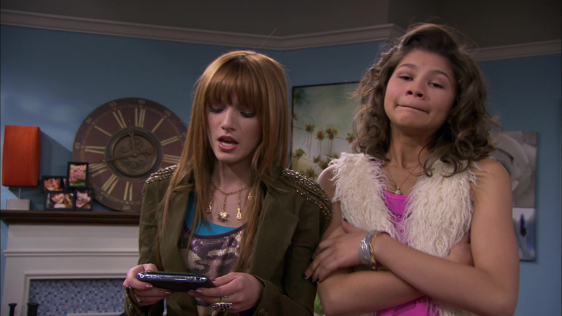 Shake_It_Up_S01E14_1080p_BTD_000735.jpg Shake_It_Up_S01E14_1080p_BTD_000735.jpg