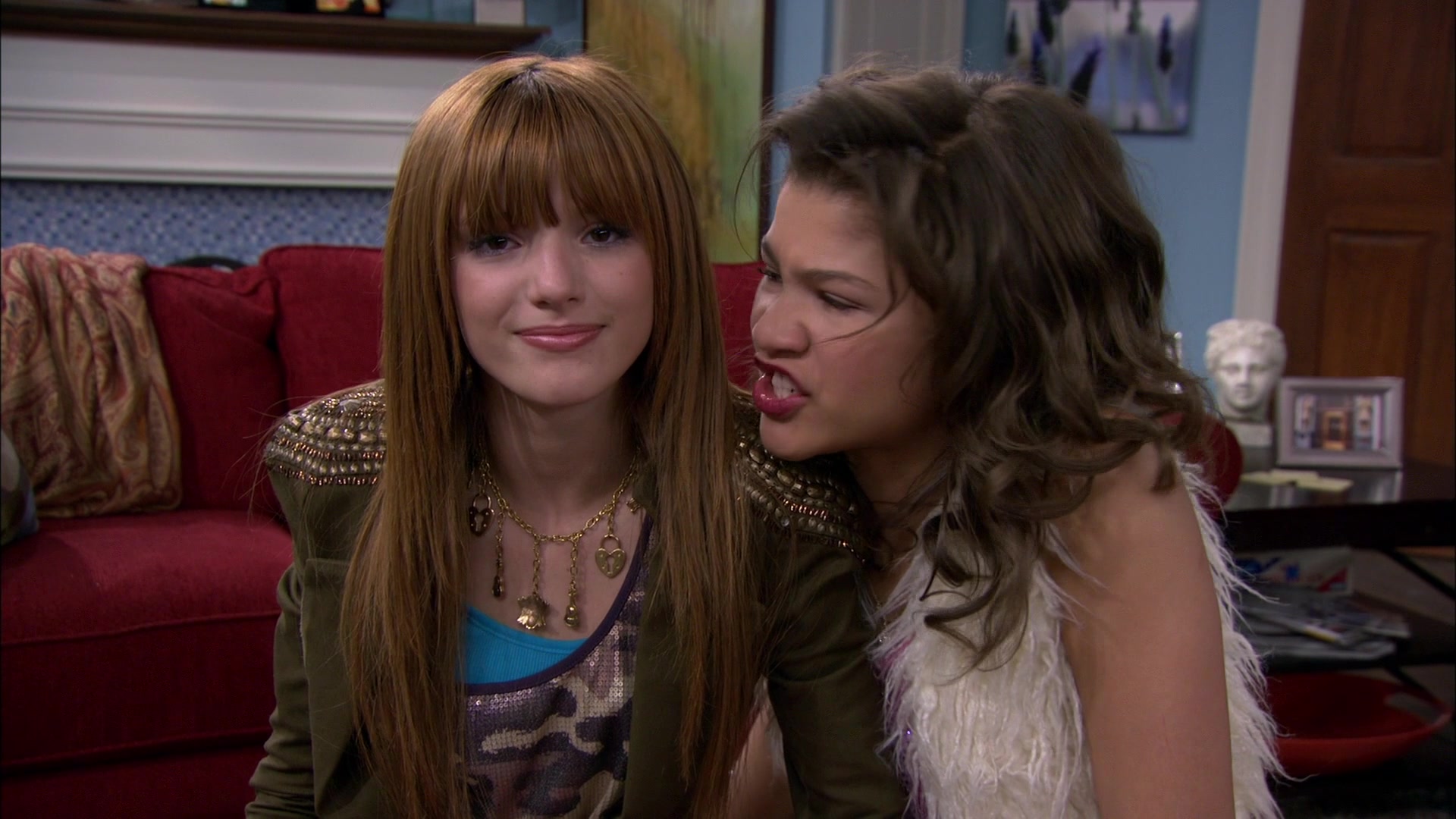 Shake_It_Up_S01E14_1080p_BTD_000852.jpg Shake_It_Up_S01E14_1080p_BTD_000852.jpg