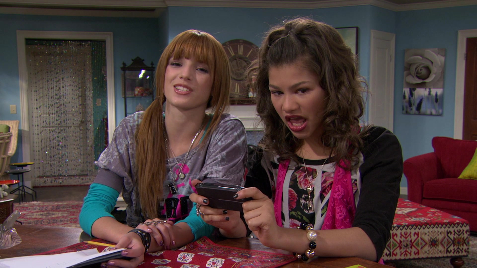 Shake_It_Up_S01E14_1080p_BTD_001057.jpg Shake_It_Up_S01E14_1080p_BTD_001057.jpg
