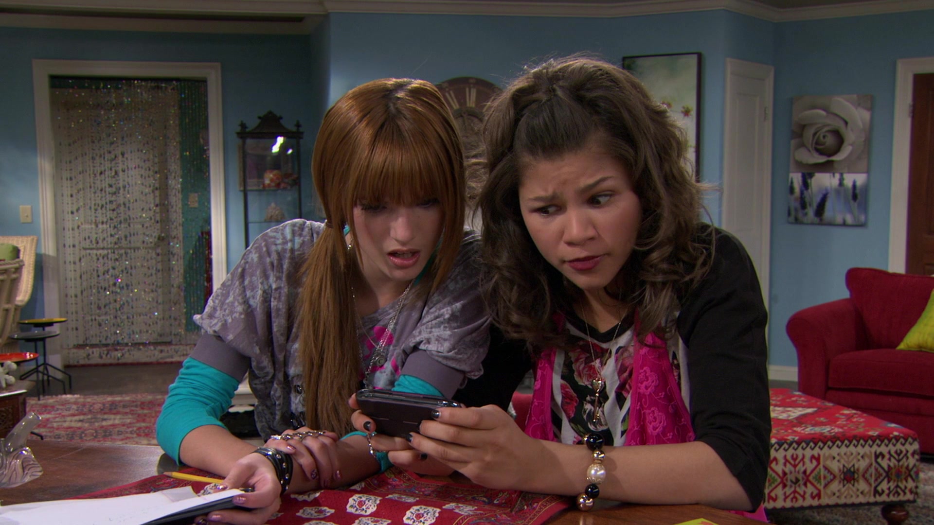 Shake_It_Up_S01E14_1080p_BTD_001066.jpg Shake_It_Up_S01E14_1080p_BTD_001066.jpg