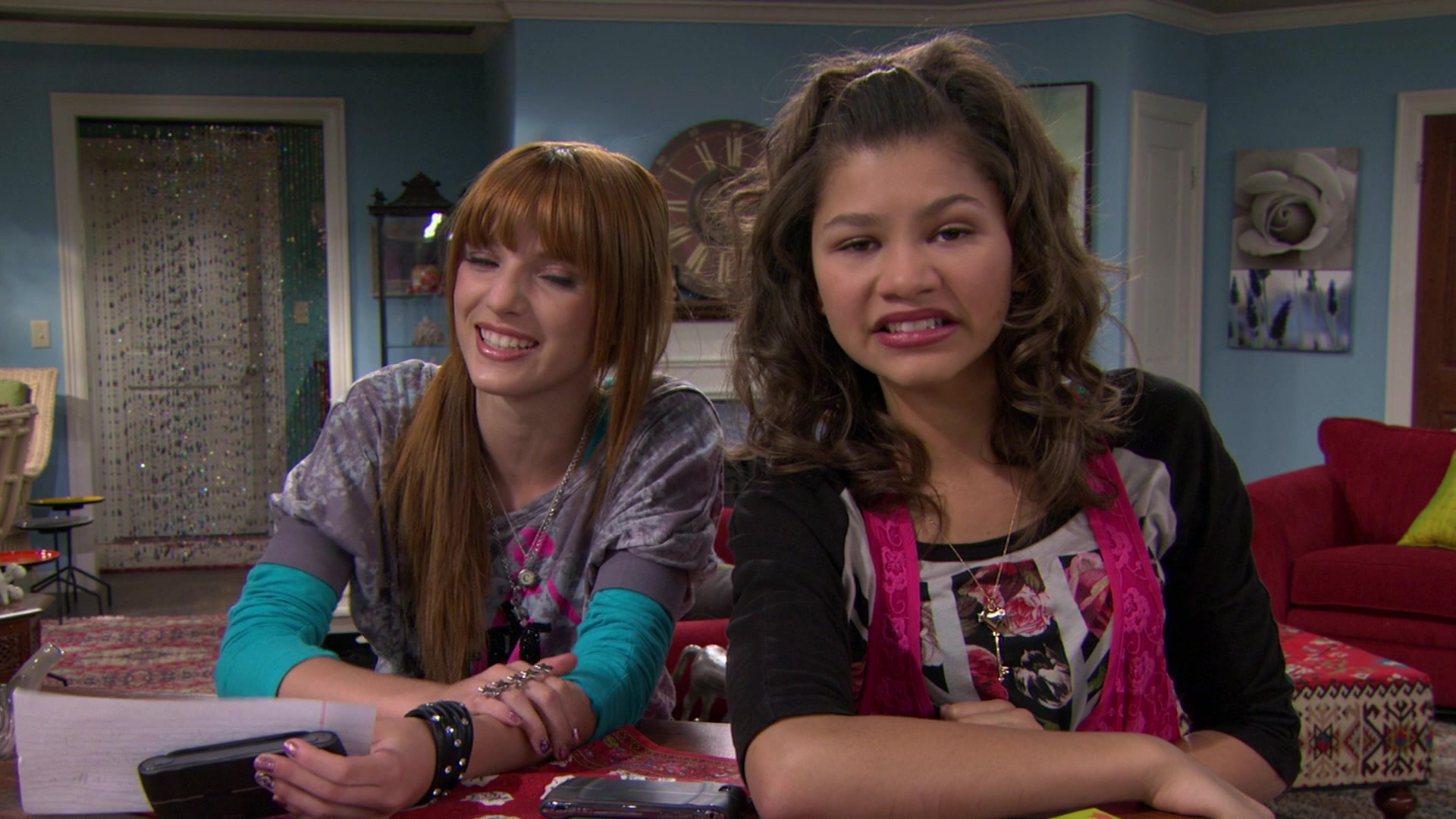 Shake_It_Up_S01E14_1080p_BTD_001130.jpg Shake_It_Up_S01E14_1080p_BTD_001130.jpg