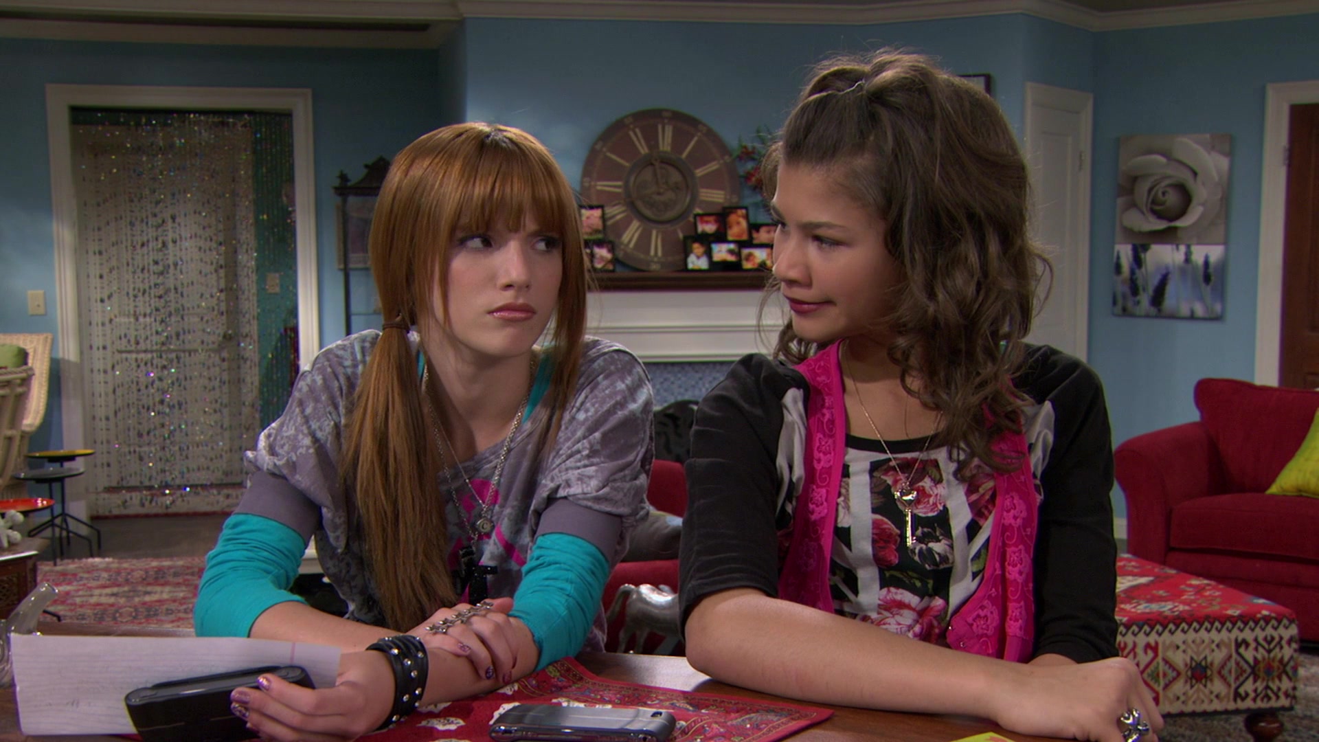 Shake_It_Up_S01E14_1080p_BTD_001139.jpg Shake_It_Up_S01E14_1080p_BTD_001139.jpg