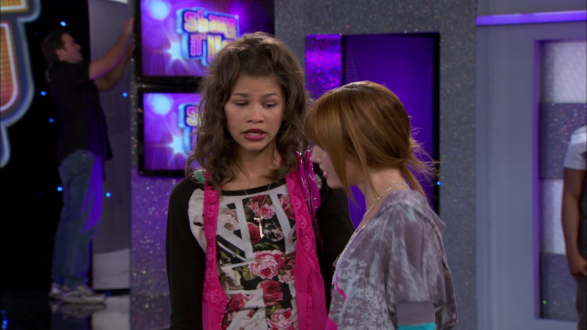 Shake_It_Up_S01E14_1080p_BTD_001360.jpg Shake_It_Up_S01E14_1080p_BTD_001360.jpg
