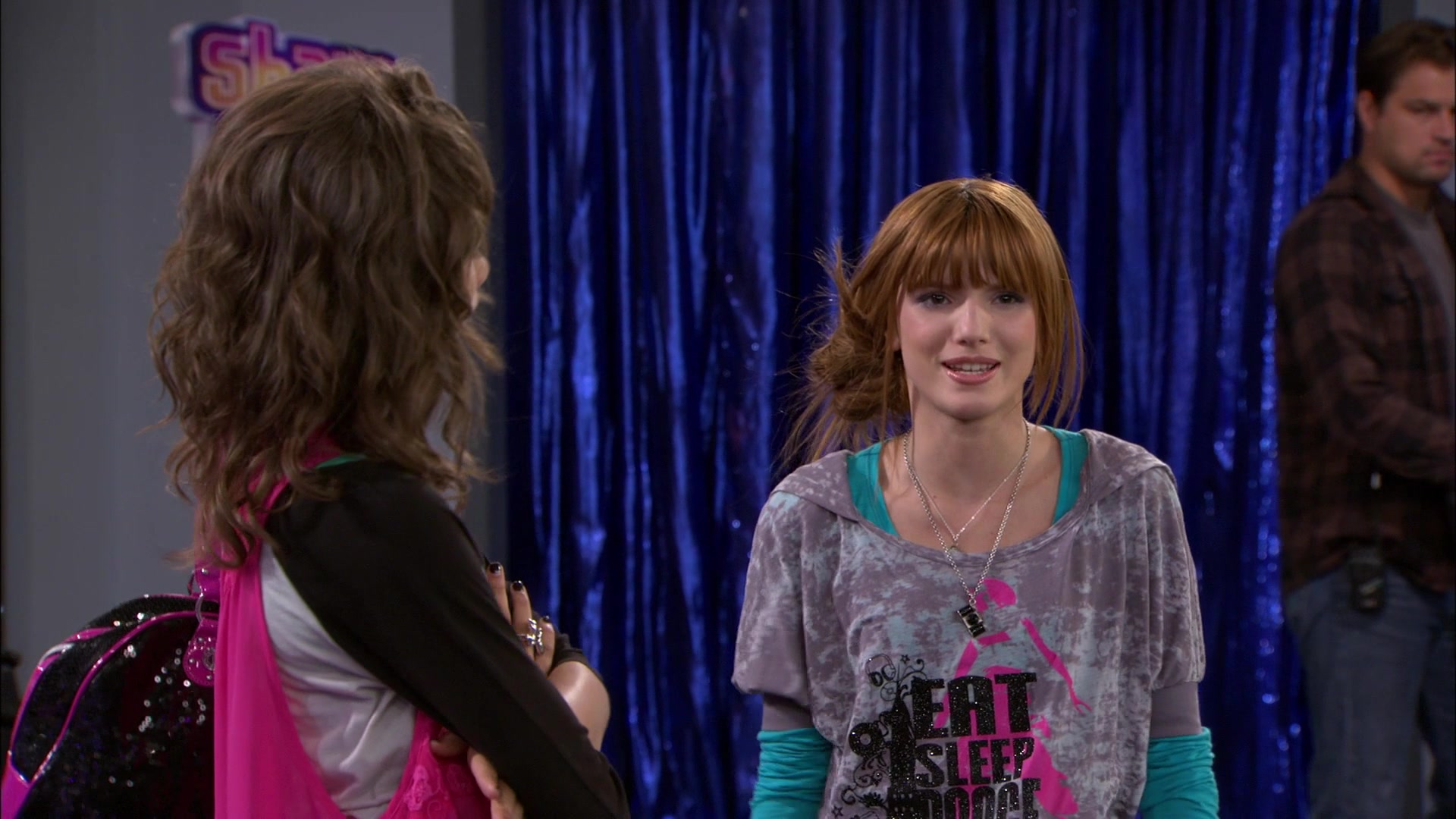 Shake_It_Up_S01E14_1080p_BTD_001383.jpg Shake_It_Up_S01E14_1080p_BTD_001383.jpg