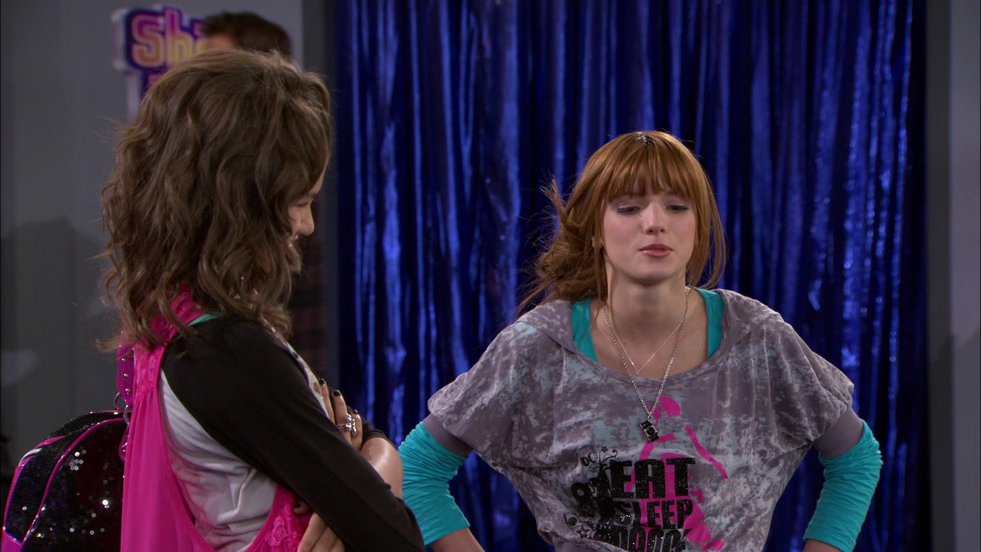 Shake_It_Up_S01E14_1080p_BTD_001391.jpg