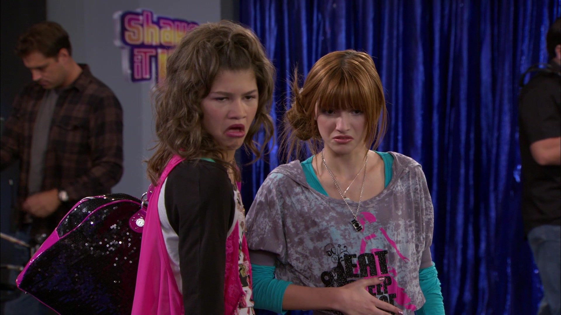 Shake_It_Up_S01E14_1080p_BTD_001422.jpg
