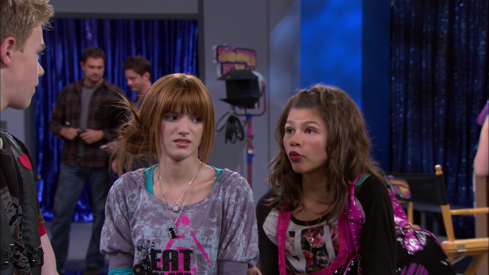 Shake_It_Up_S01E14_1080p_BTD_001576.jpg Shake_It_Up_S01E14_1080p_BTD_001576.jpg