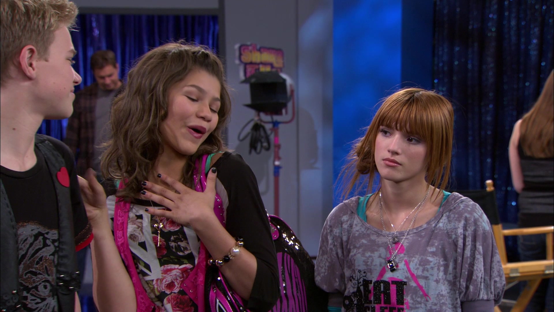 Shake_It_Up_S01E14_1080p_BTD_001608.jpg Shake_It_Up_S01E14_1080p_BTD_001608.jpg
