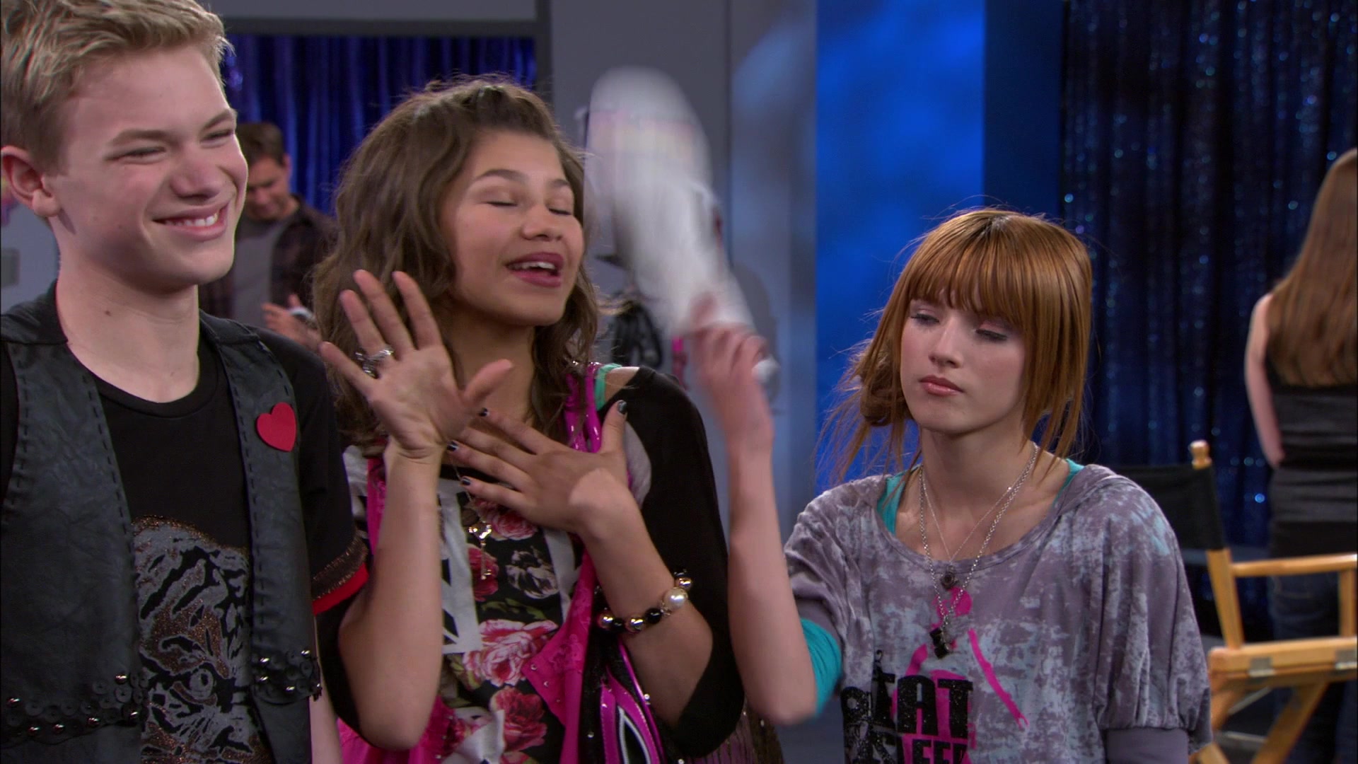 Shake_It_Up_S01E14_1080p_BTD_001610.jpg