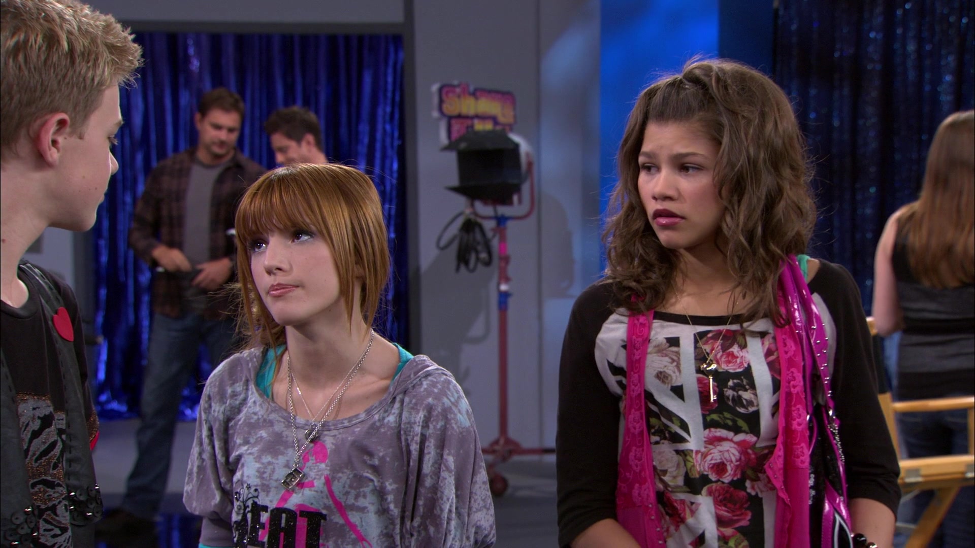 Shake_It_Up_S01E14_1080p_BTD_001680.jpg