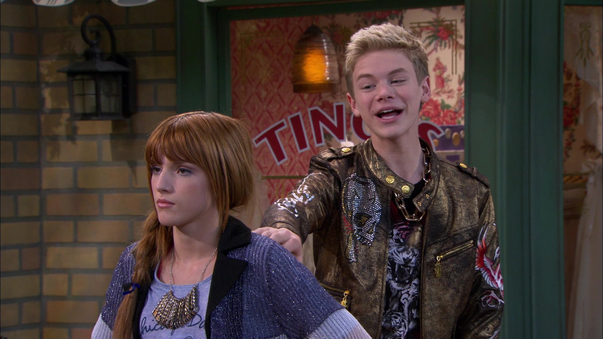 Shake_It_Up_S01E14_1080p_BTD_001942.jpg Shake_It_Up_S01E14_1080p_BTD_001942.jpg