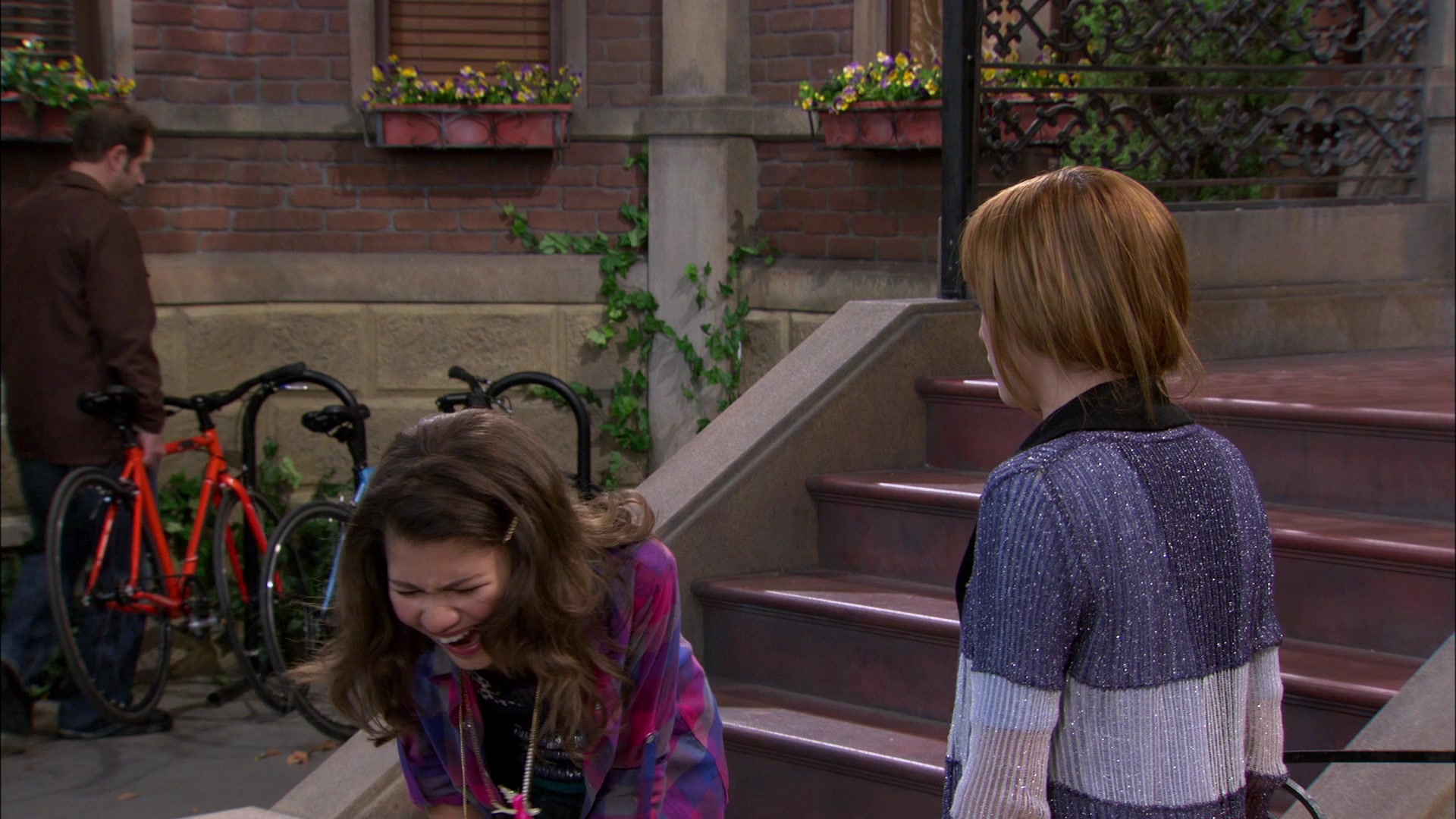 Shake_It_Up_S01E14_1080p_BTD_001963.jpg Shake_It_Up_S01E14_1080p_BTD_001963.jpg